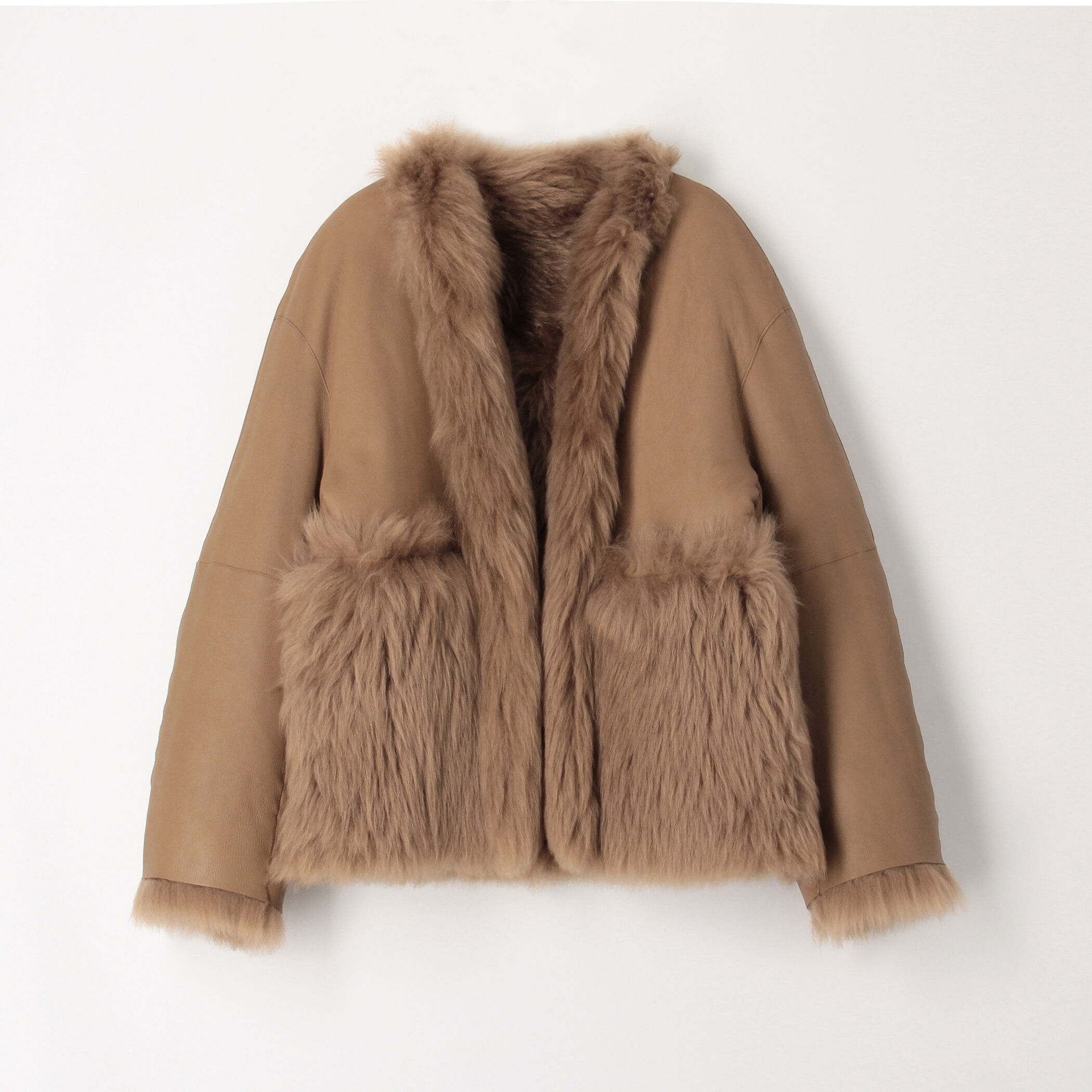 リバーシブルムートンブルゾン｜トゥモローランド 公式通販