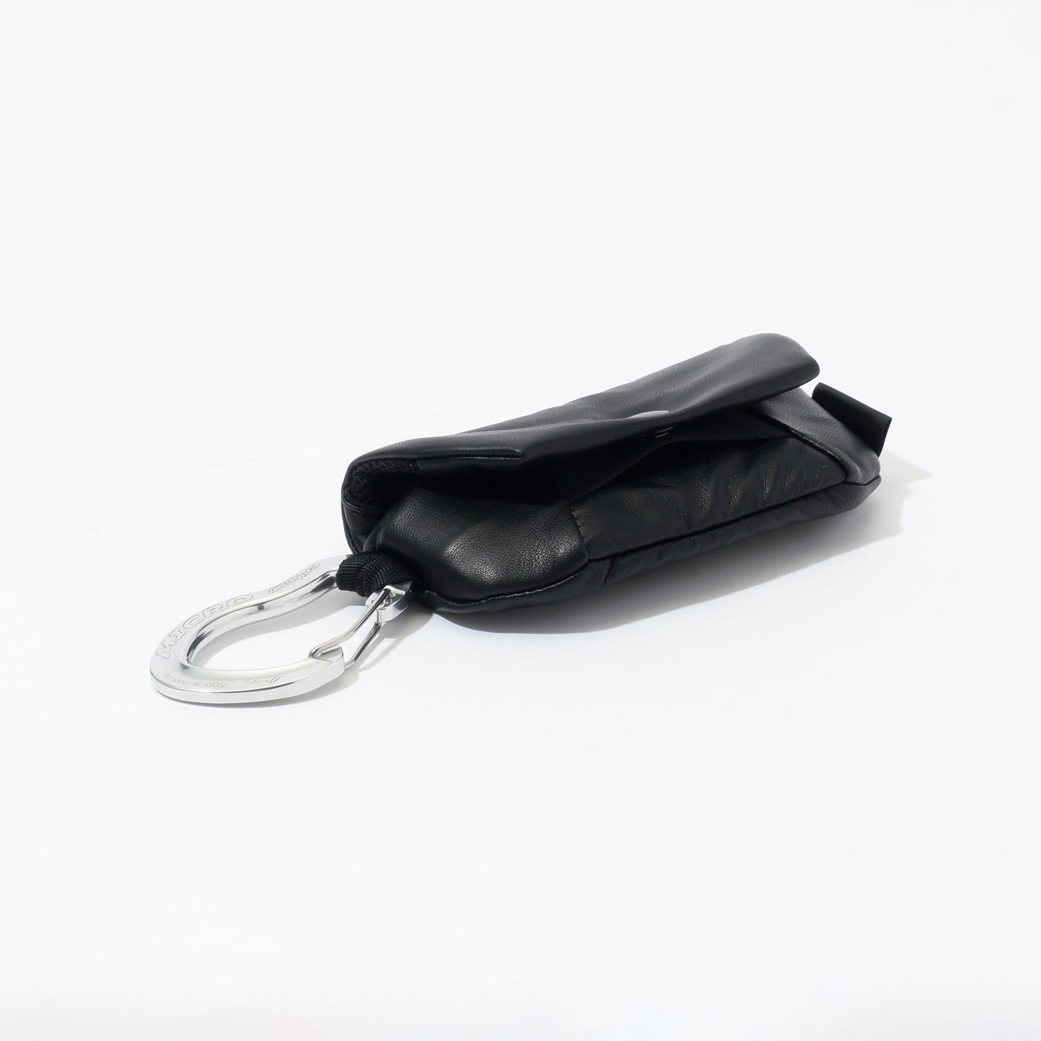別注】bagjack mouse pouch L｜トゥモローランド 公式サイト