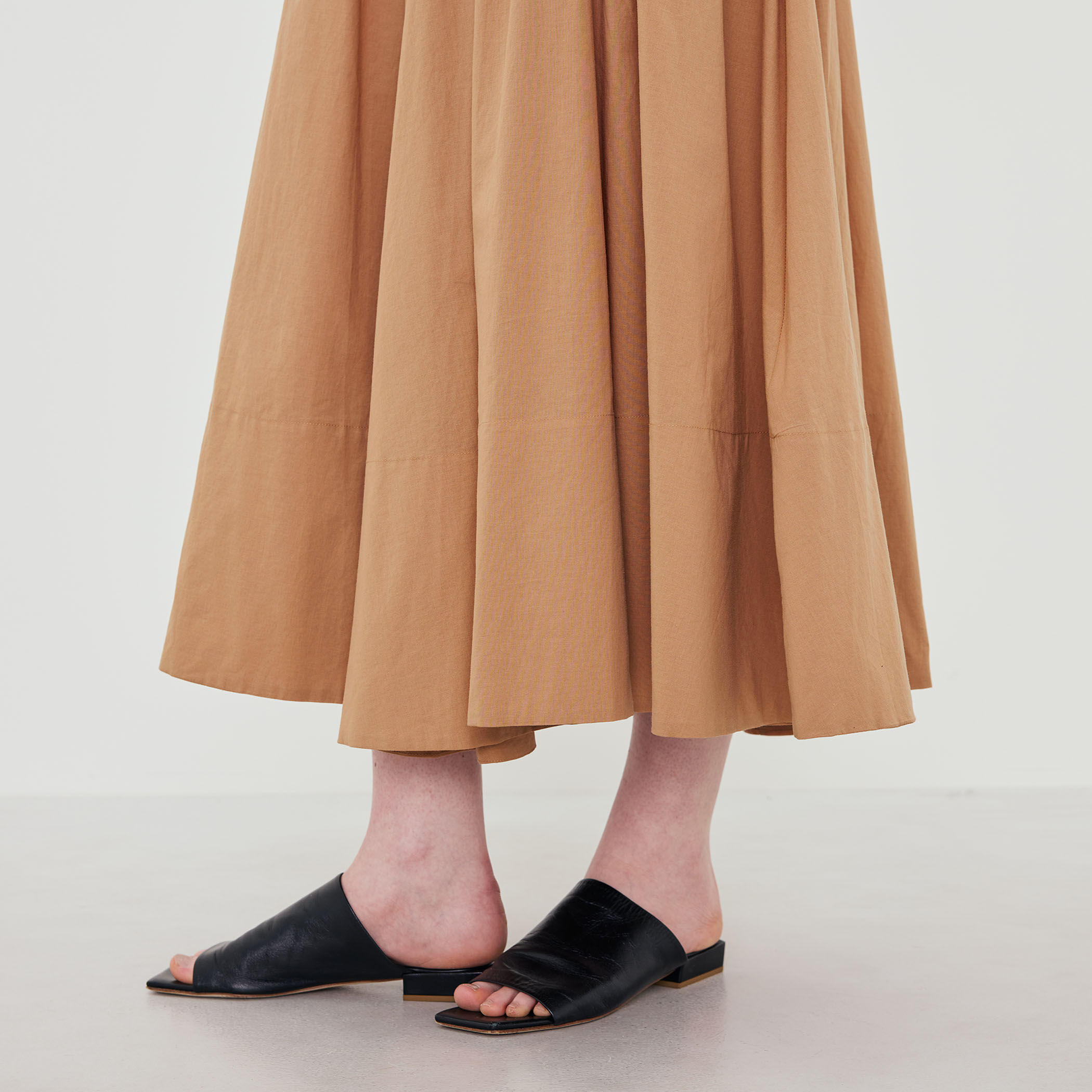 BY MALENE BIRGER PHEO ギャザースカート｜トゥモローランド 公式サイト