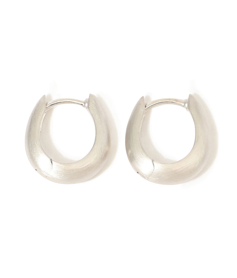 【別注】TOM WOOD&times;TOMORROWLAND Liz Huggies Satin ピアス