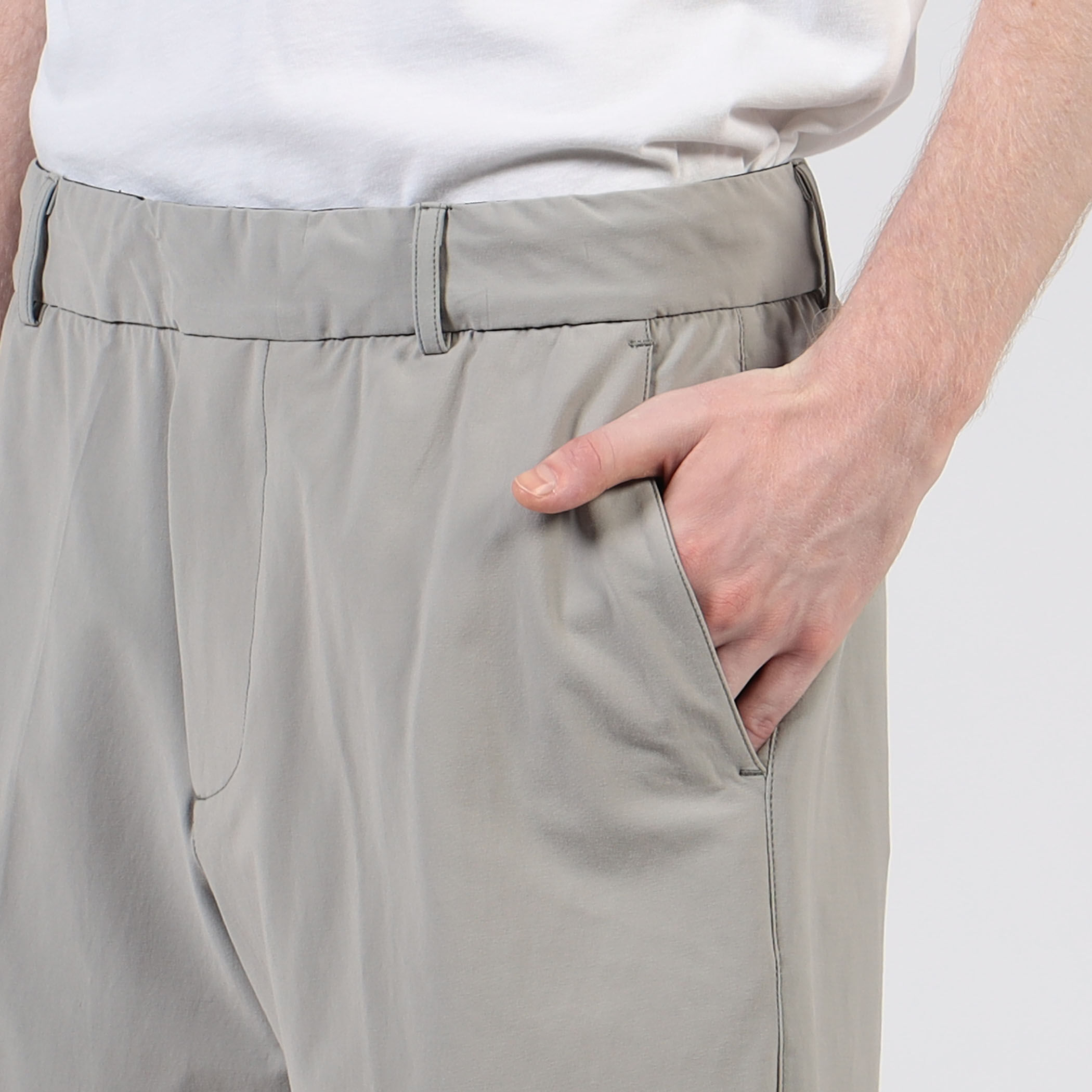 【美品】JAMES PERSE (ジェームスパース）　パフォーマンスゴルフパンツ パフォーマンスゴルフ ショートパンツ MHPC4242｜トゥモローランド