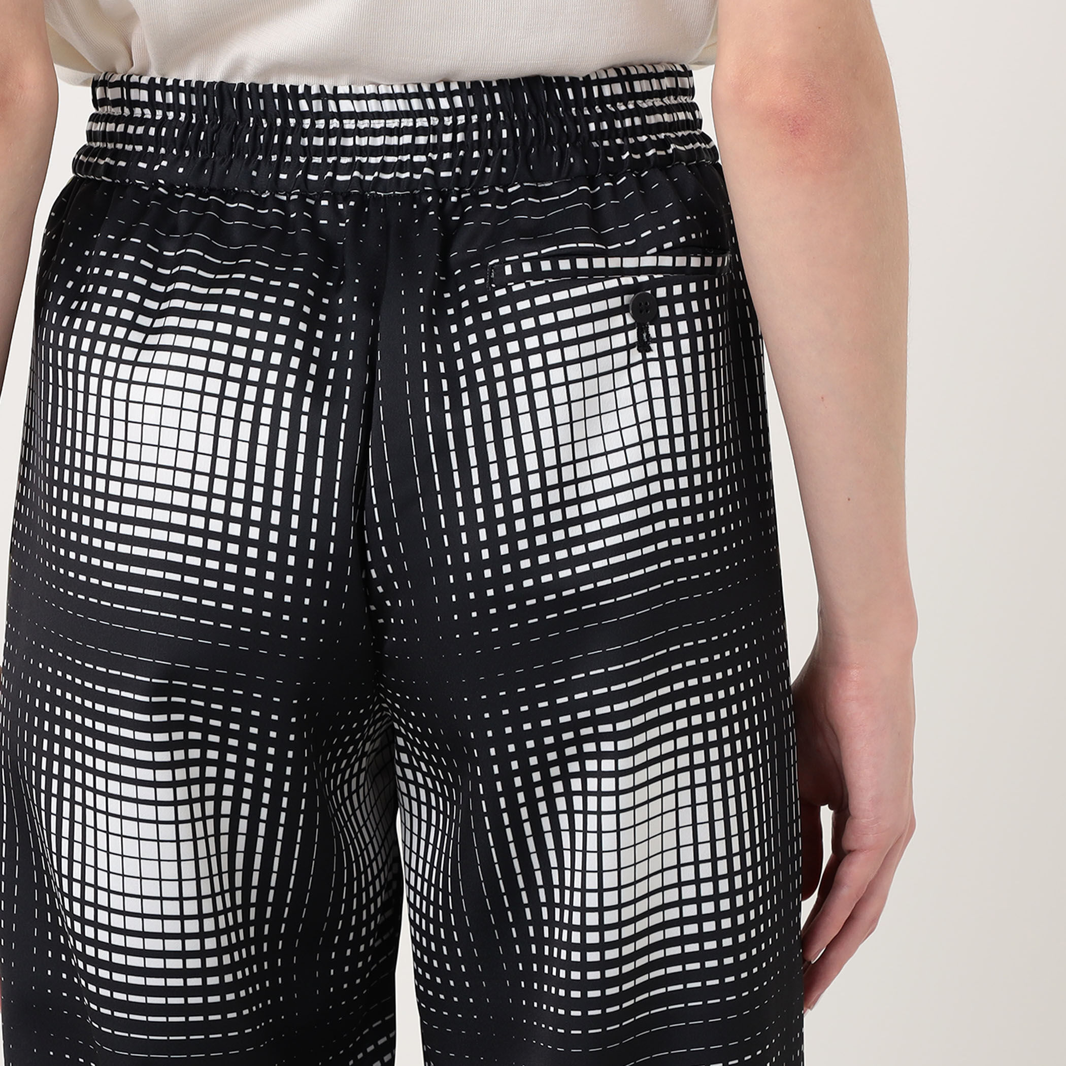 TELMA Printed Line Pants ラインパンツ｜トゥモローランド 公式サイト