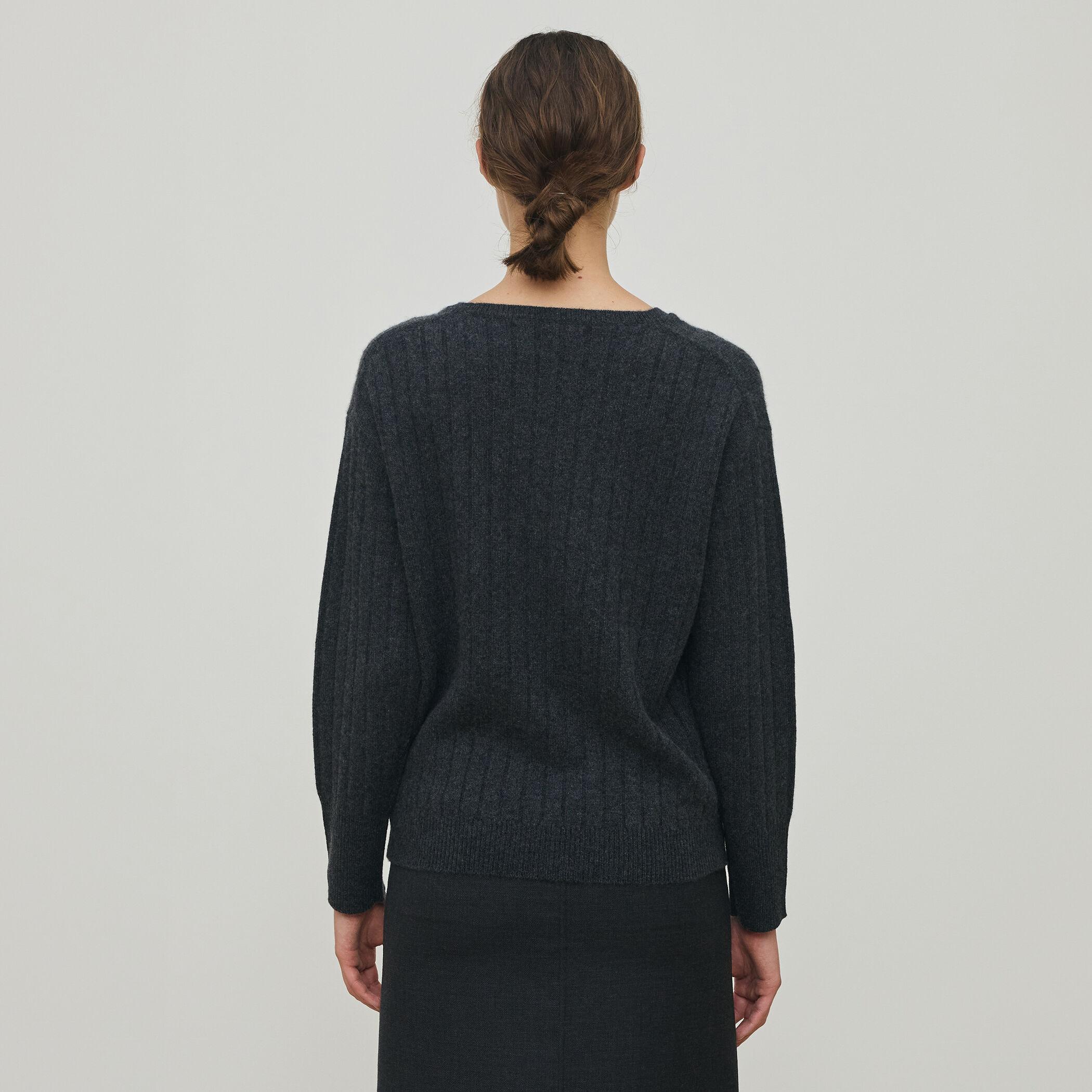 ベビーカシミヤ クルーネックプルオーバー｜トゥモローランド 公式通販