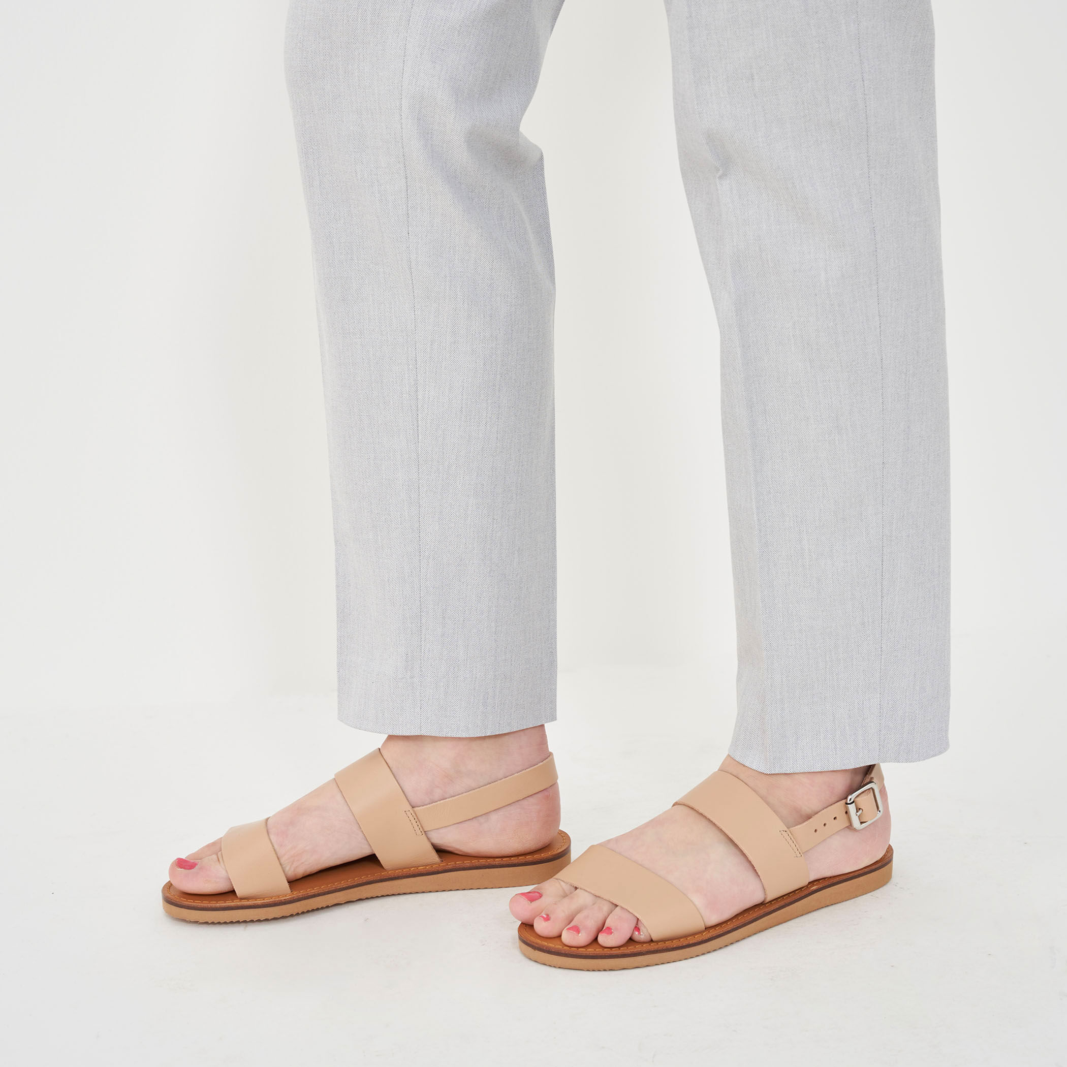 GALERIE VIE バックストラップサンダル｜トゥモローランド 公式通販