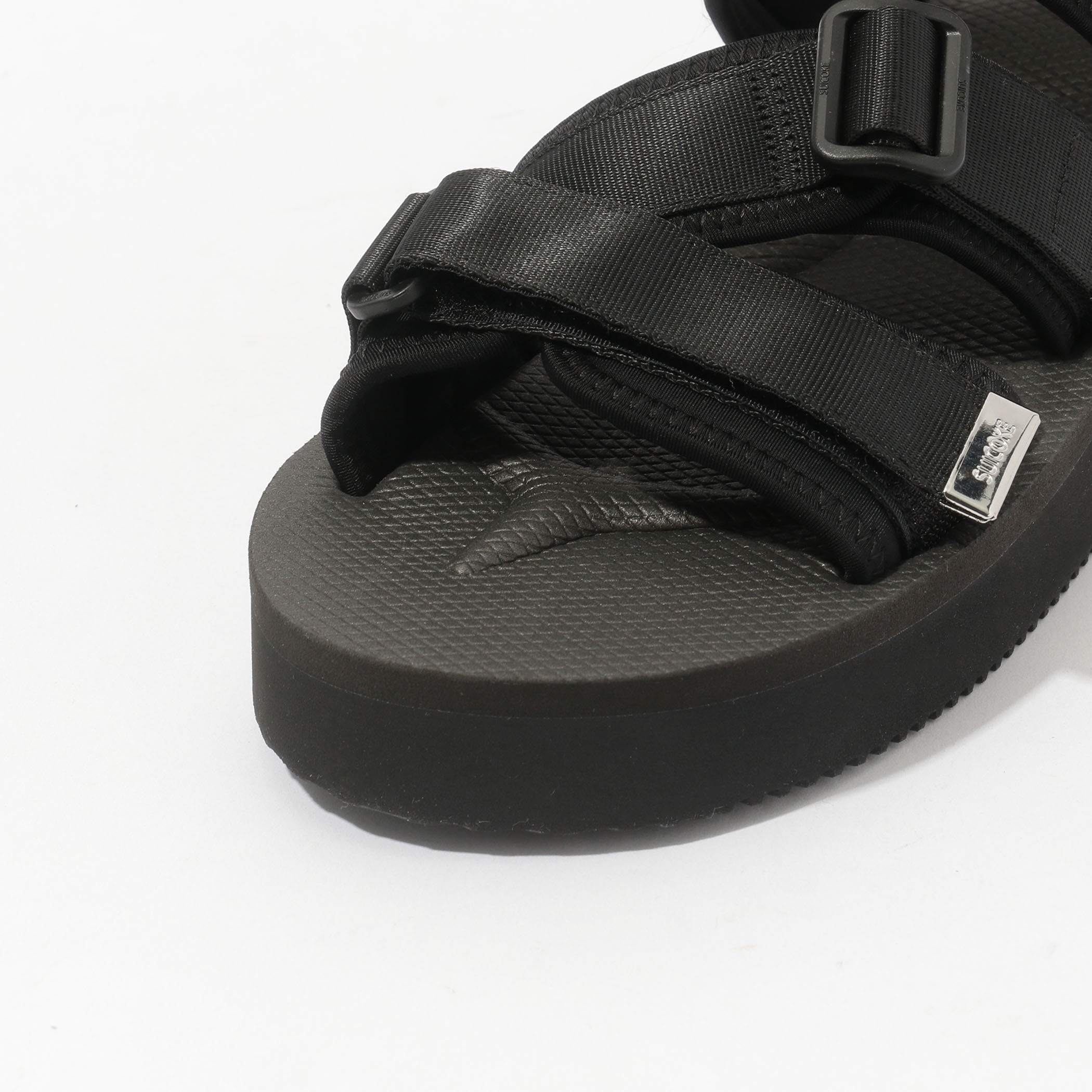 別注】SUICOKE KISEE サンダル｜トゥモローランド 公式サイト