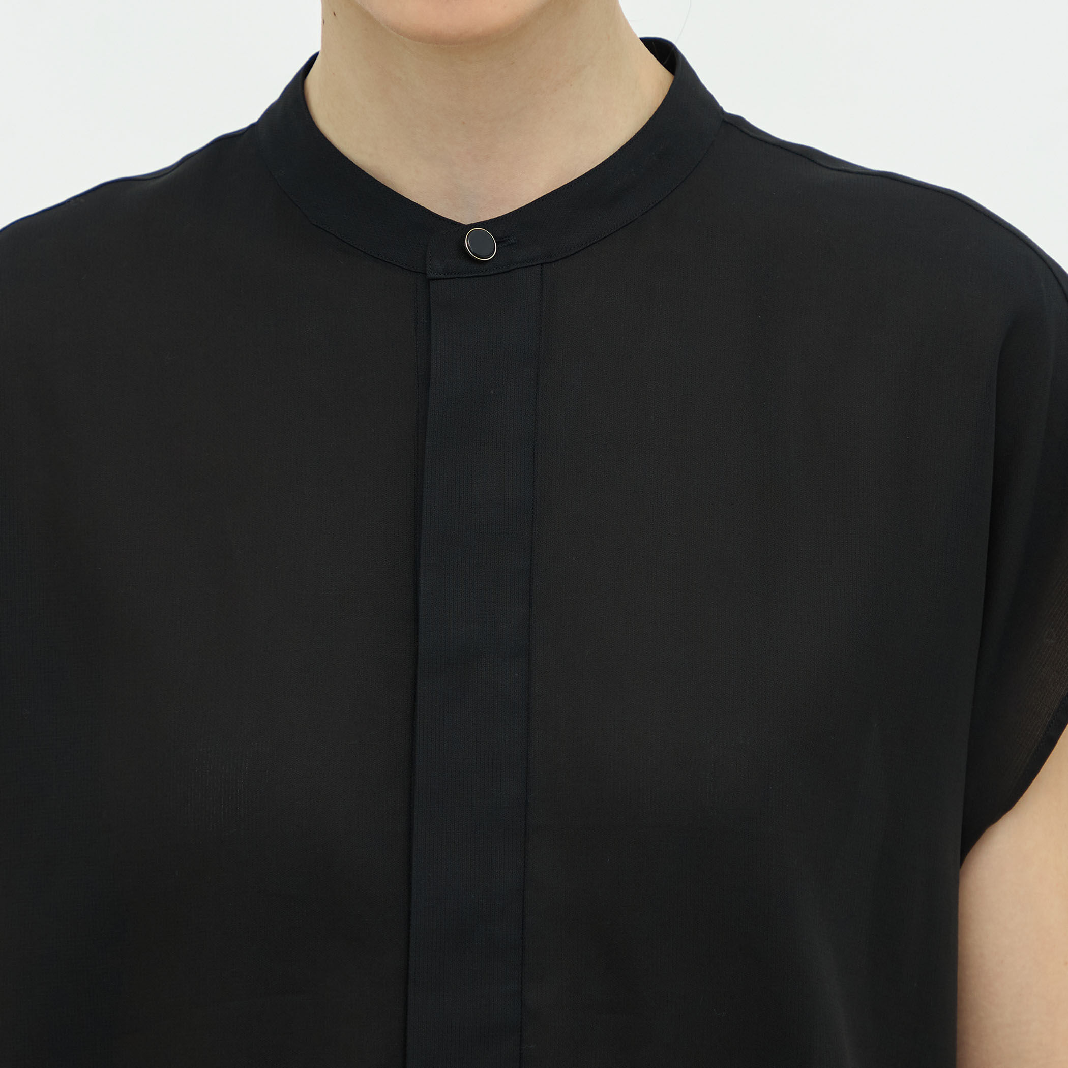 ボイルダブルクロス キャップスリーブブラウス｜トゥモローランド 公式通販