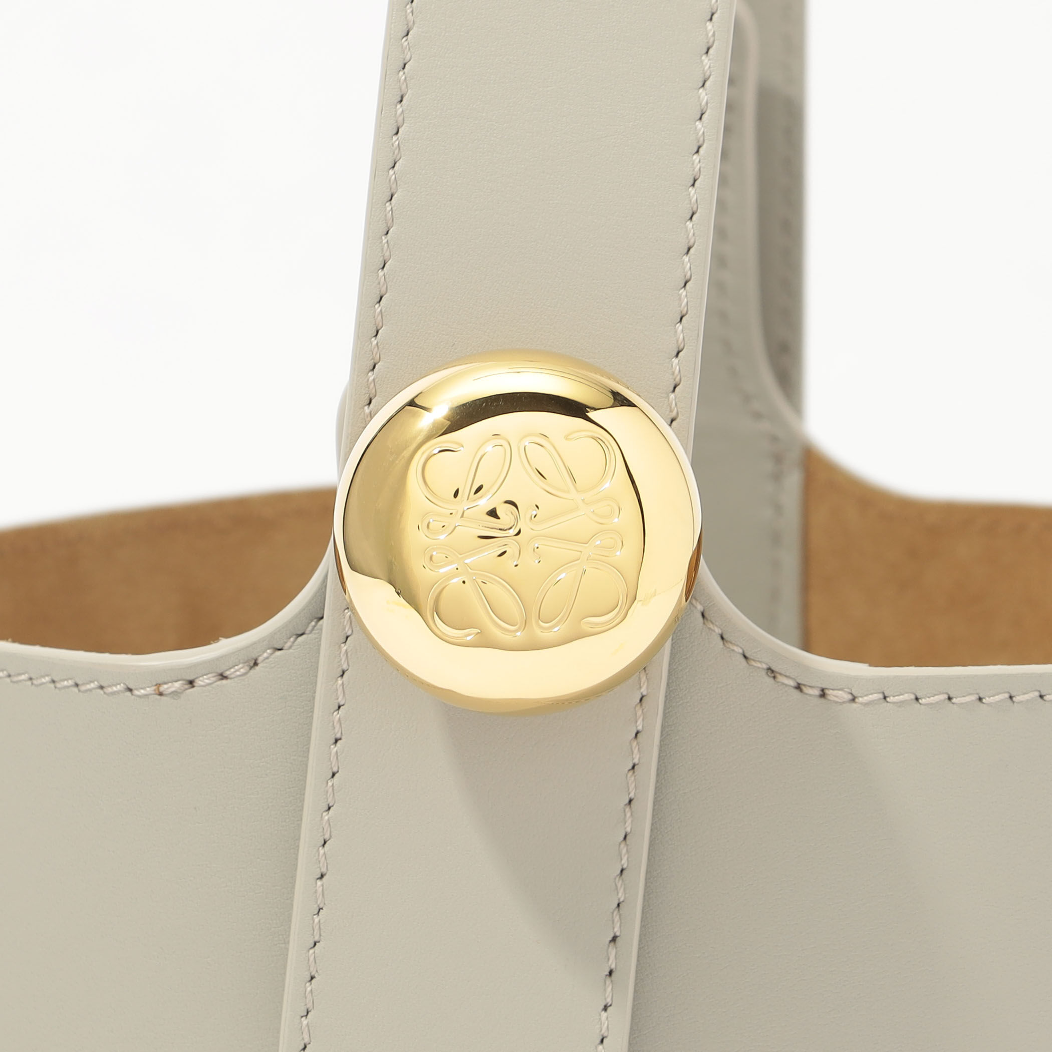 LOEWE PEBBLE BUCKET MINI｜トゥモローランド 公式サイト