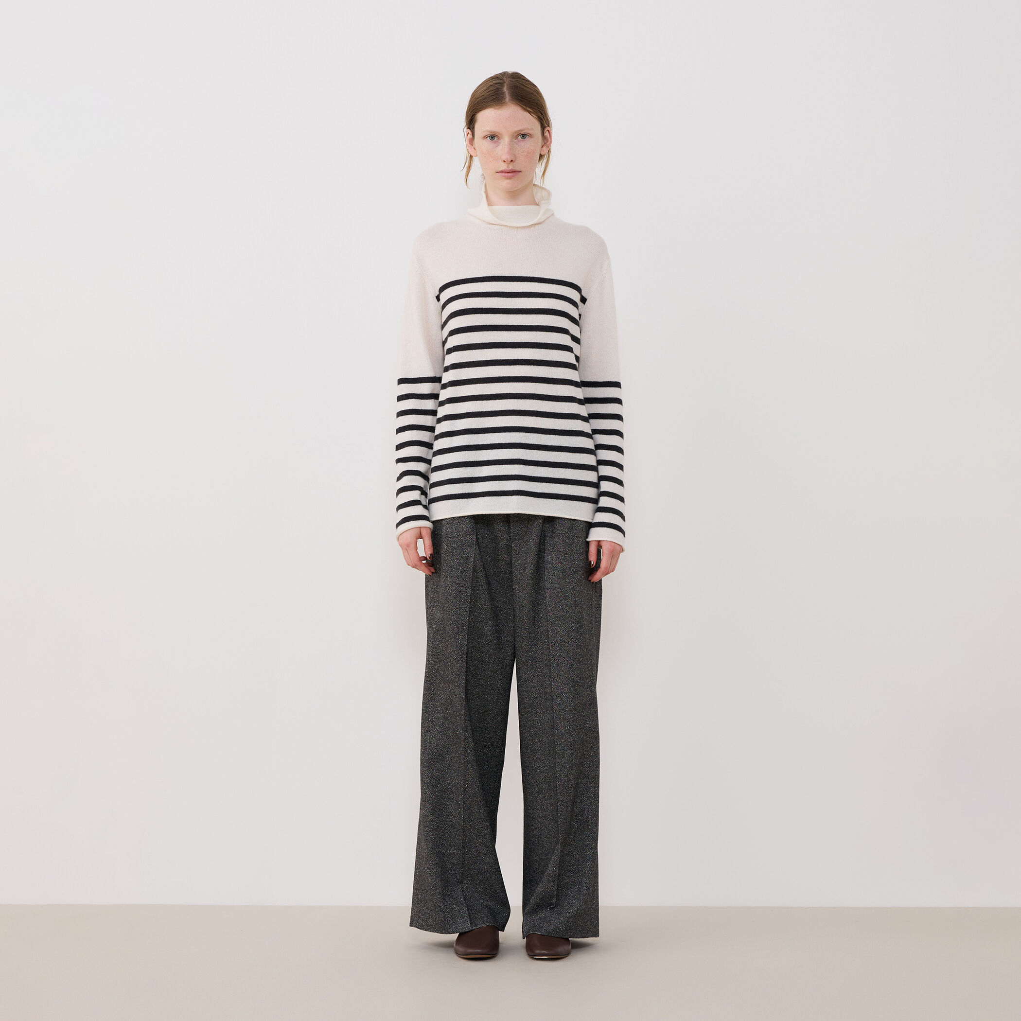 モノフラノ リラックスパンツ｜トゥモローランド 公式通販