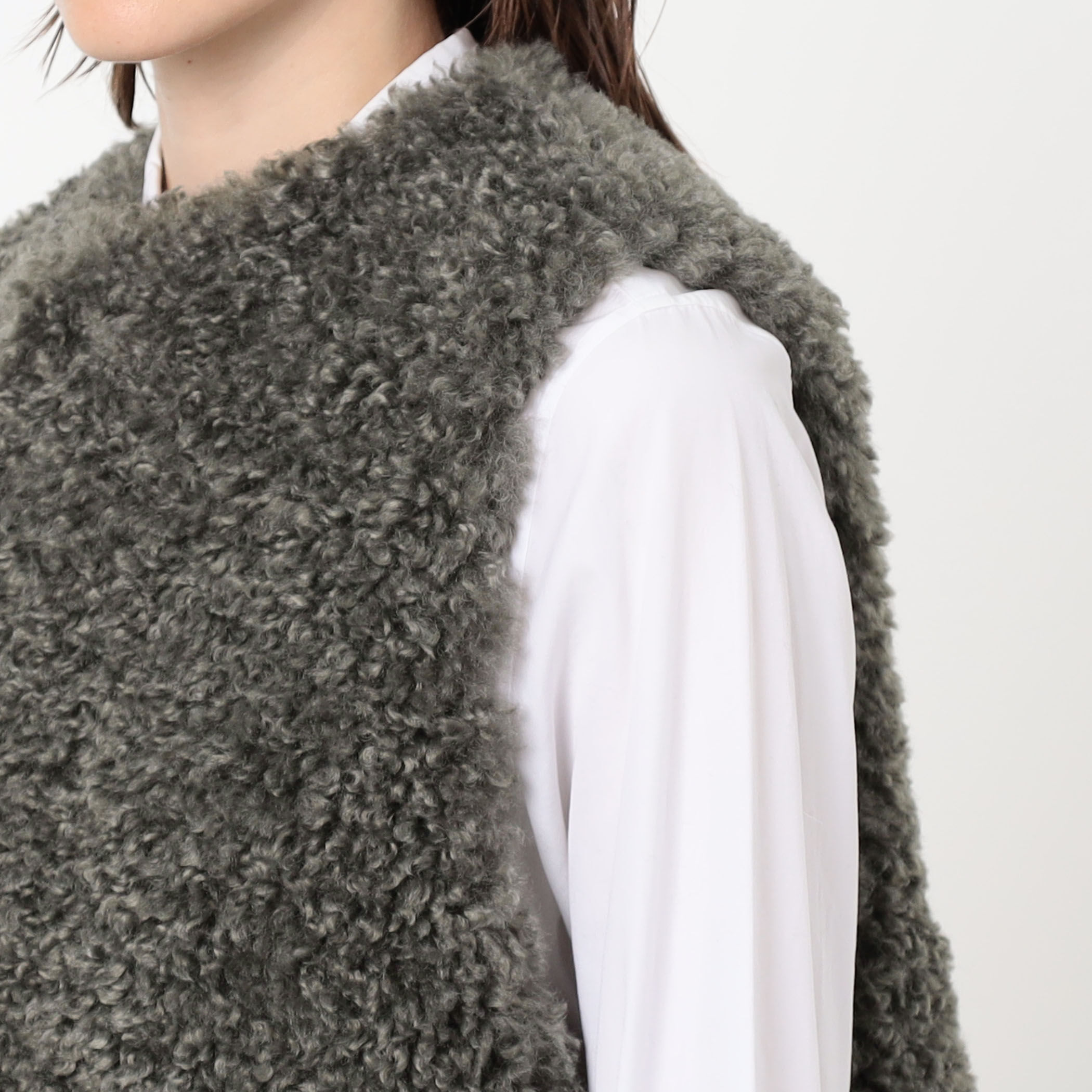HYKE FAUX SHEARLING CROPPED VEST クロップドベスト