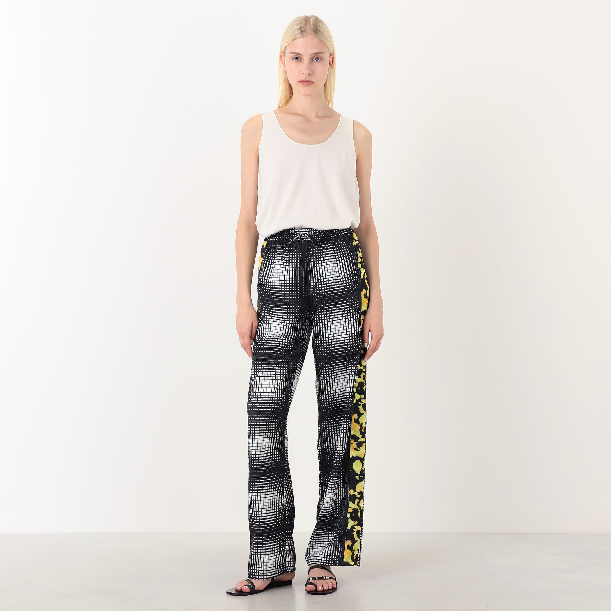 TELMA Printed Line Pants ラインパンツ｜トゥモローランド 公式サイト