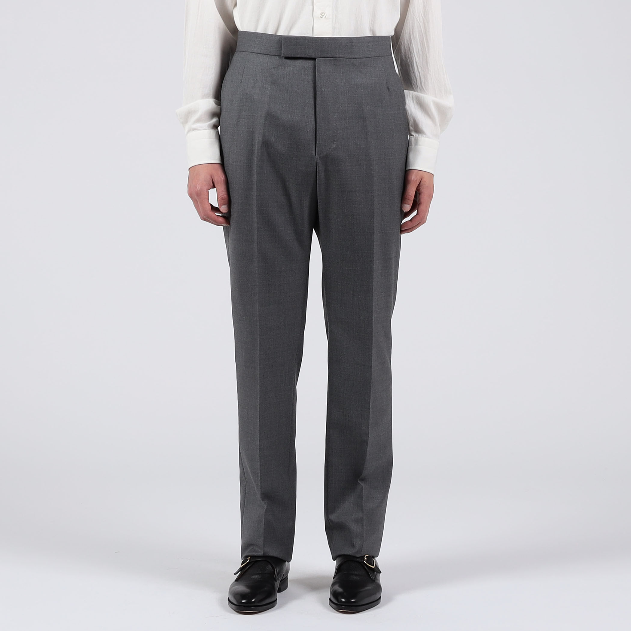 THOM BROWNE FIT 1 BACK STRAP TROUSERS｜トゥモローランド 公式通販