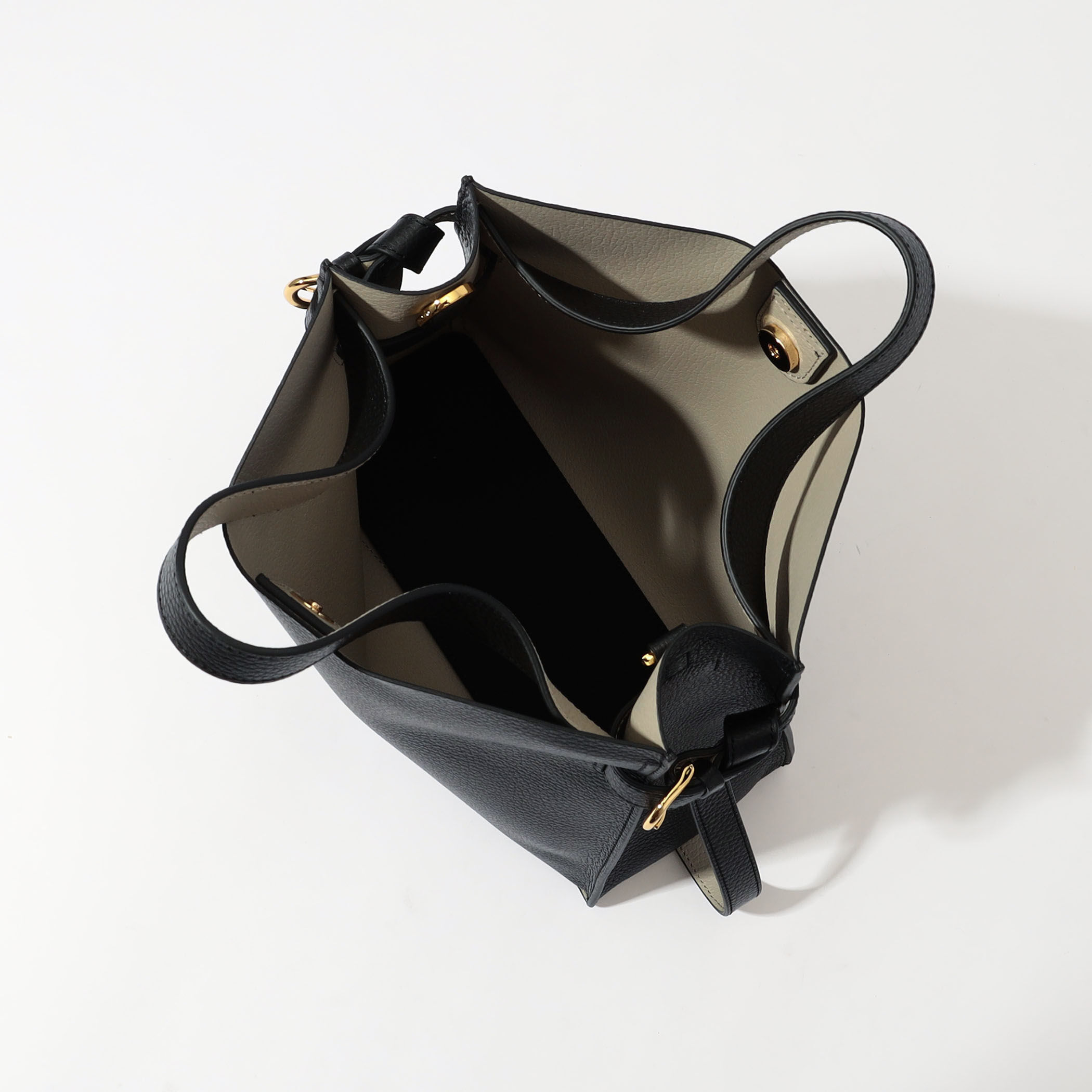 VIOLAd'ORO TRERO サイドベルト トートバッグ｜トゥモローランド 公式通販