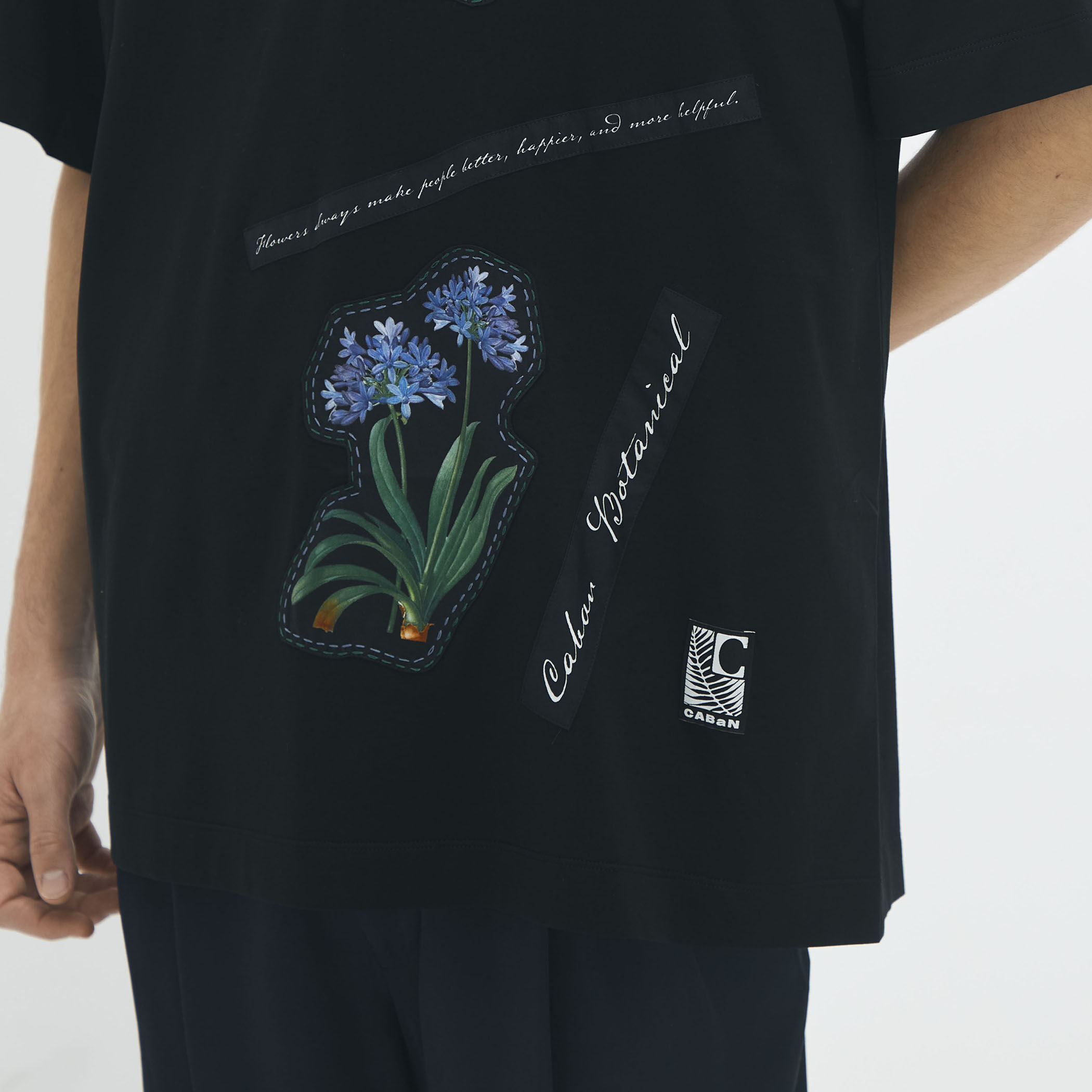 CABaN スビンコットン FLOWERSモチーフTシャツ｜トゥモローランド 公式