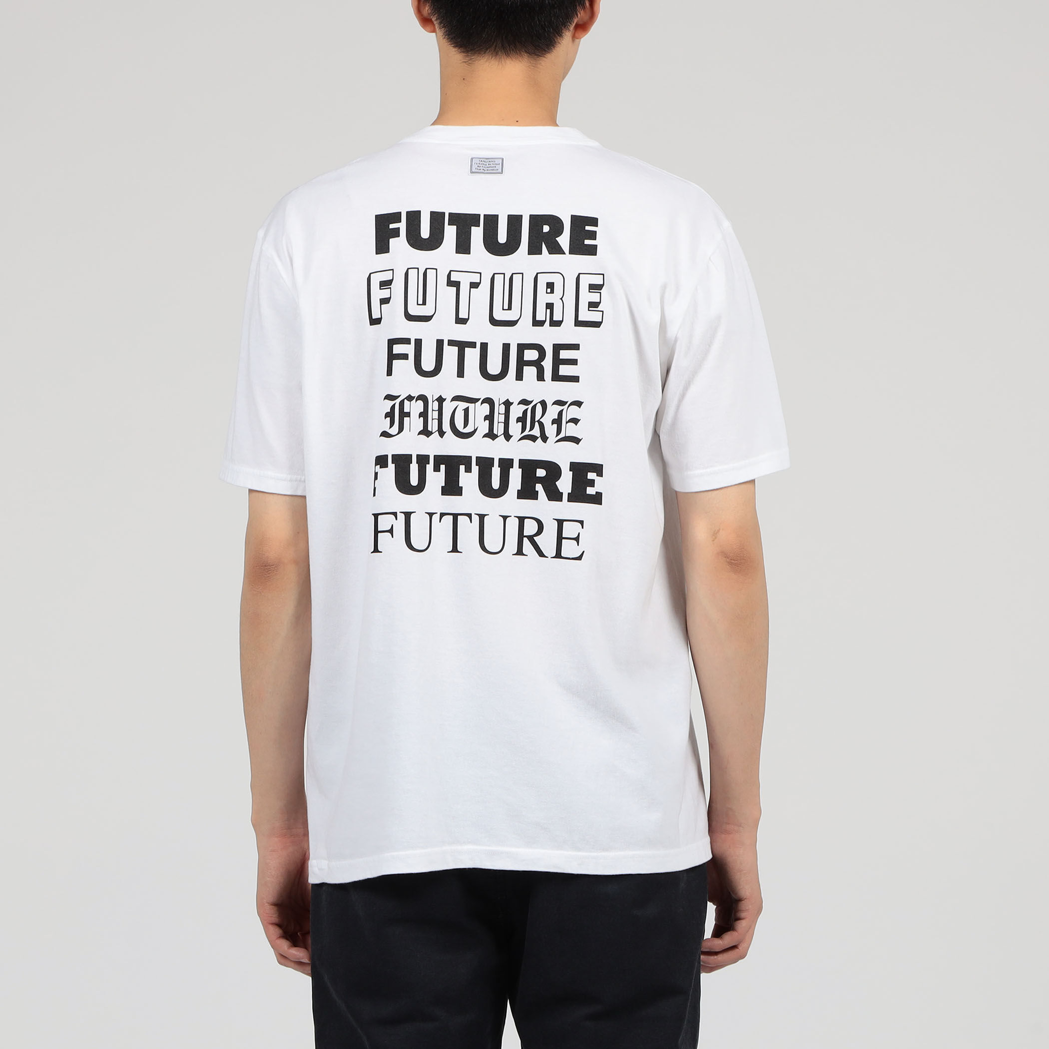 タグ付き流行りのモデルですセール！新品未使用！Tomorrowlandの高級Tシャツ