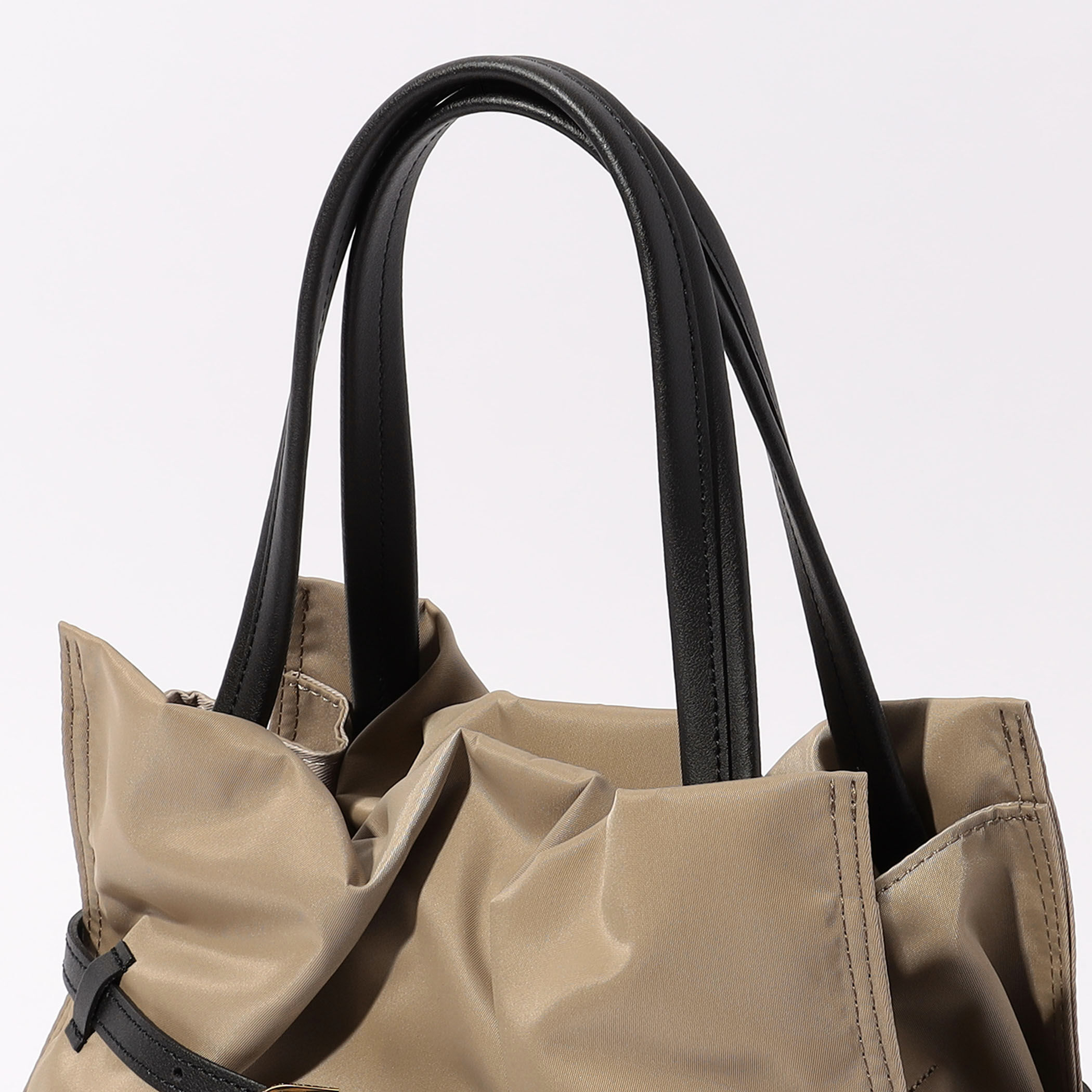 VIOLAd'ORO NYLON BIANCA トートバッグ｜トゥモローランド 公式サイト
