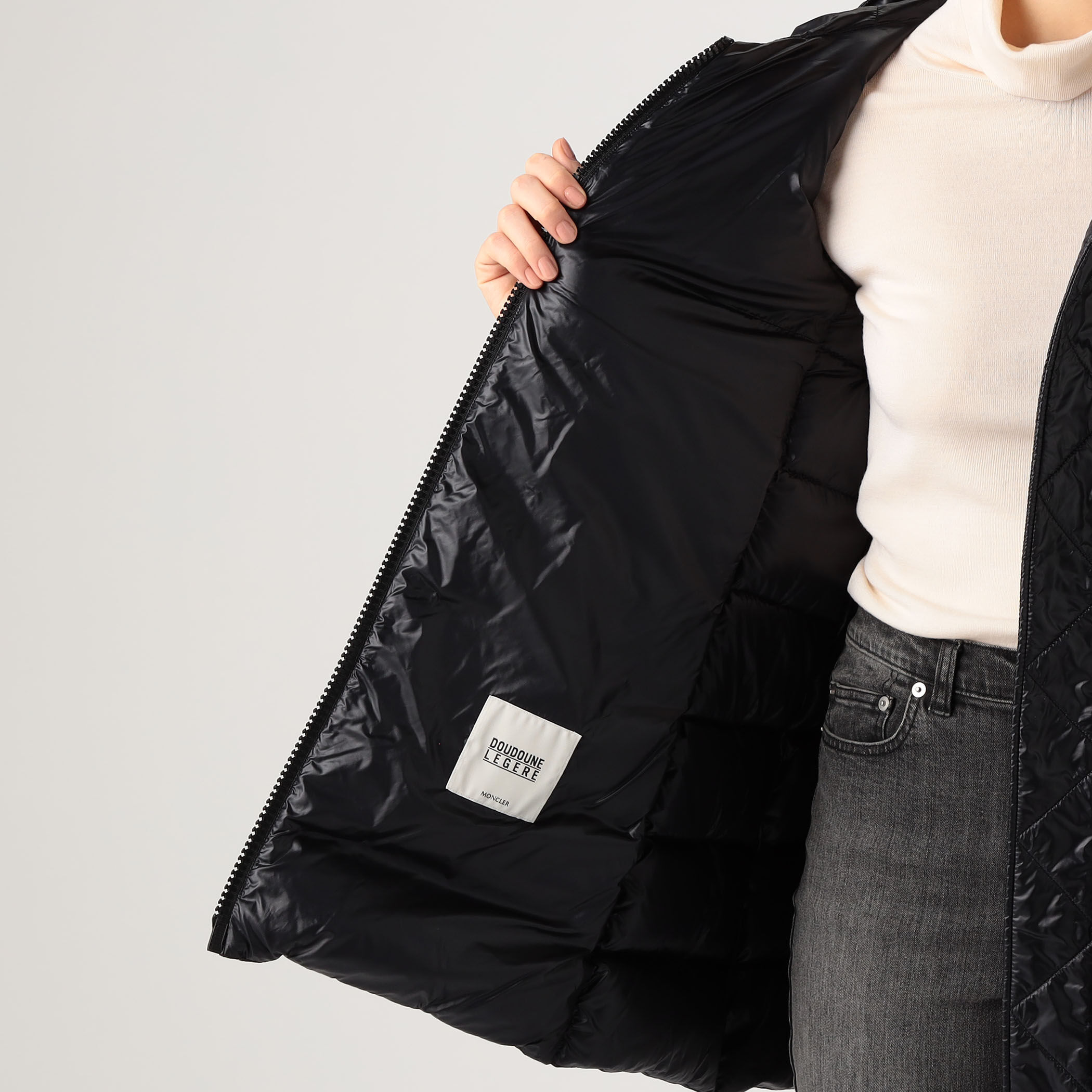 MONCLER モンクレール SUYEN スイエン ダウンジャケット