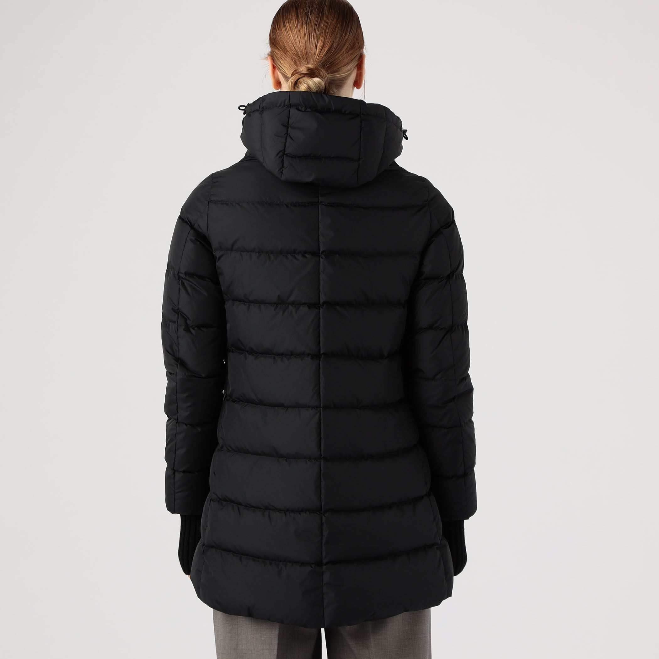HERNO イタリア　切り替えダウンコート黒44 別注】HERNO×TOMORROWLAND ダウンコート｜トゥモローランド 公式通販