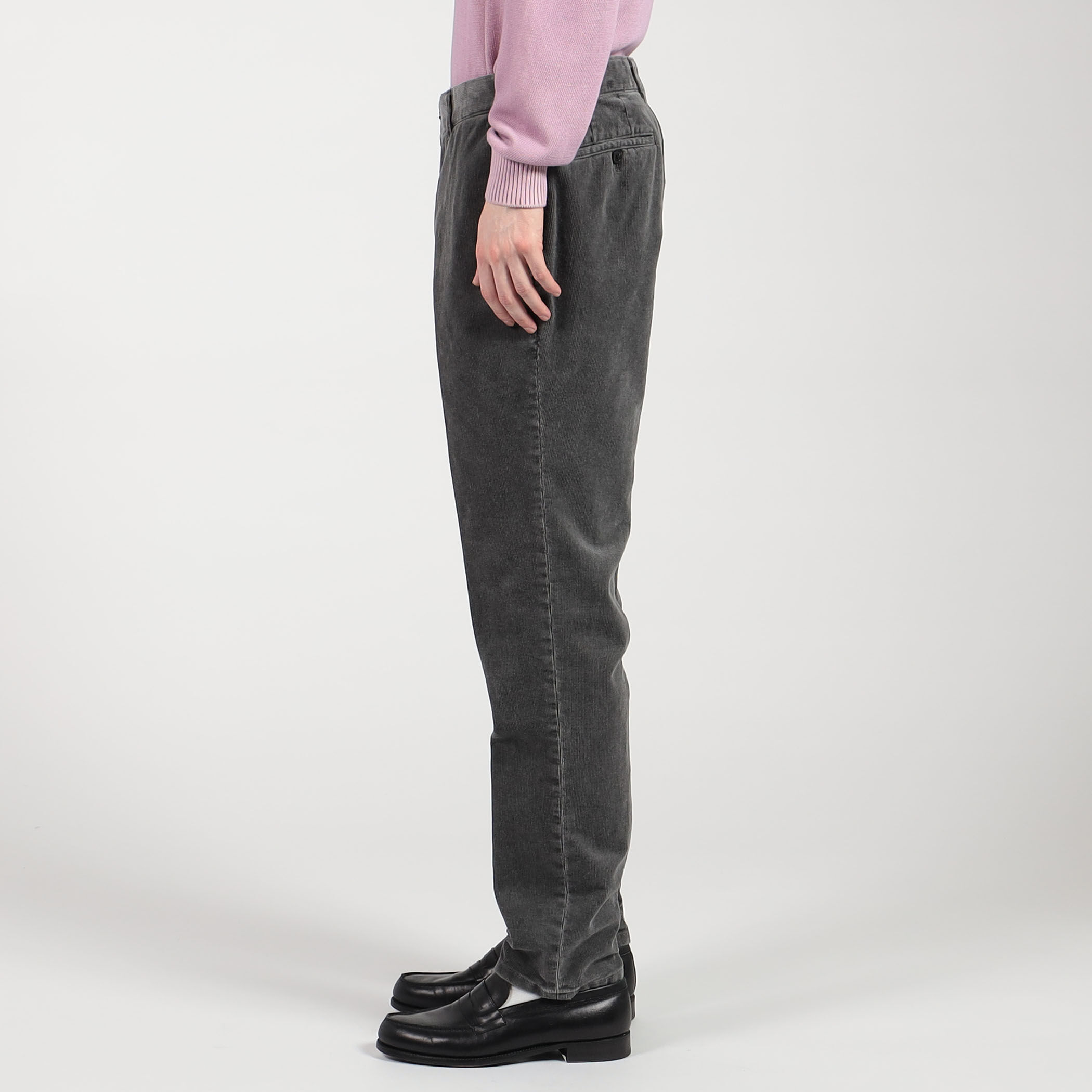 新品未着用 トゥモローランド　ストレッチコーデュロイ スリムストレートパンツ TOMORROWLAND（トゥモローランド） パンツ ストレッチコーデュロイ