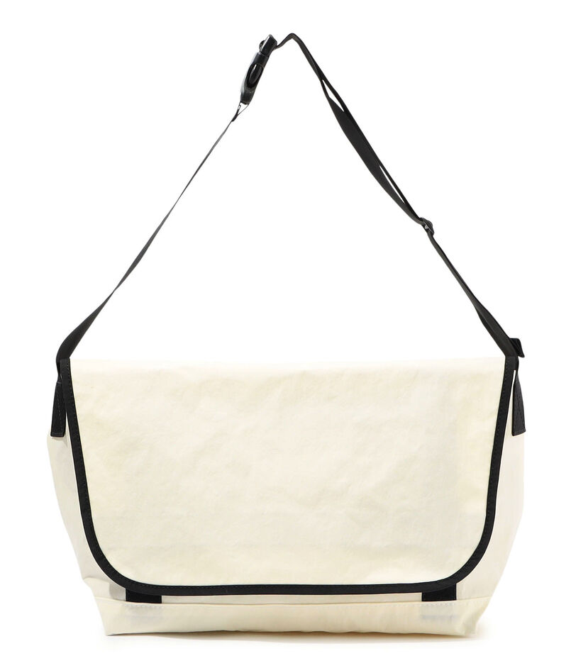TEMBEA MESSENGER バッグ