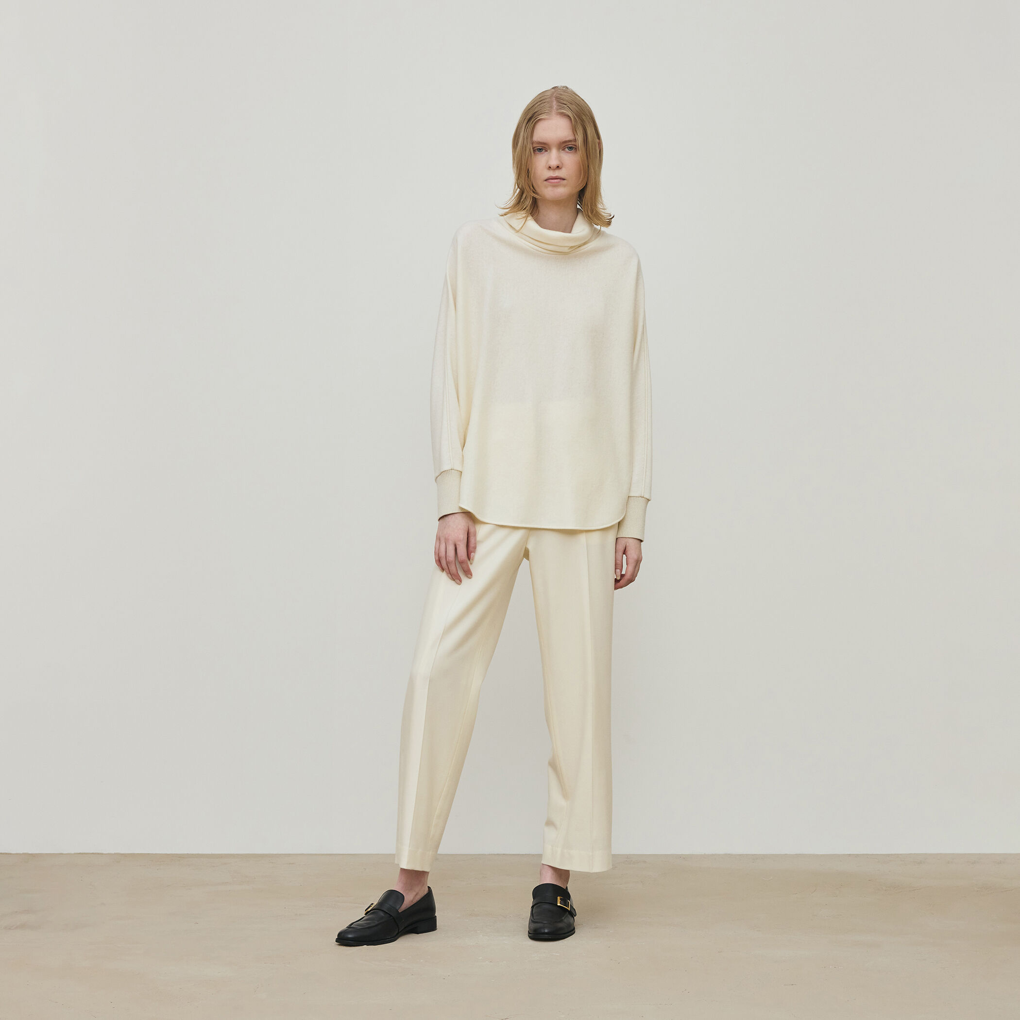 ニットコンビネーション タートルネックプルオーバー