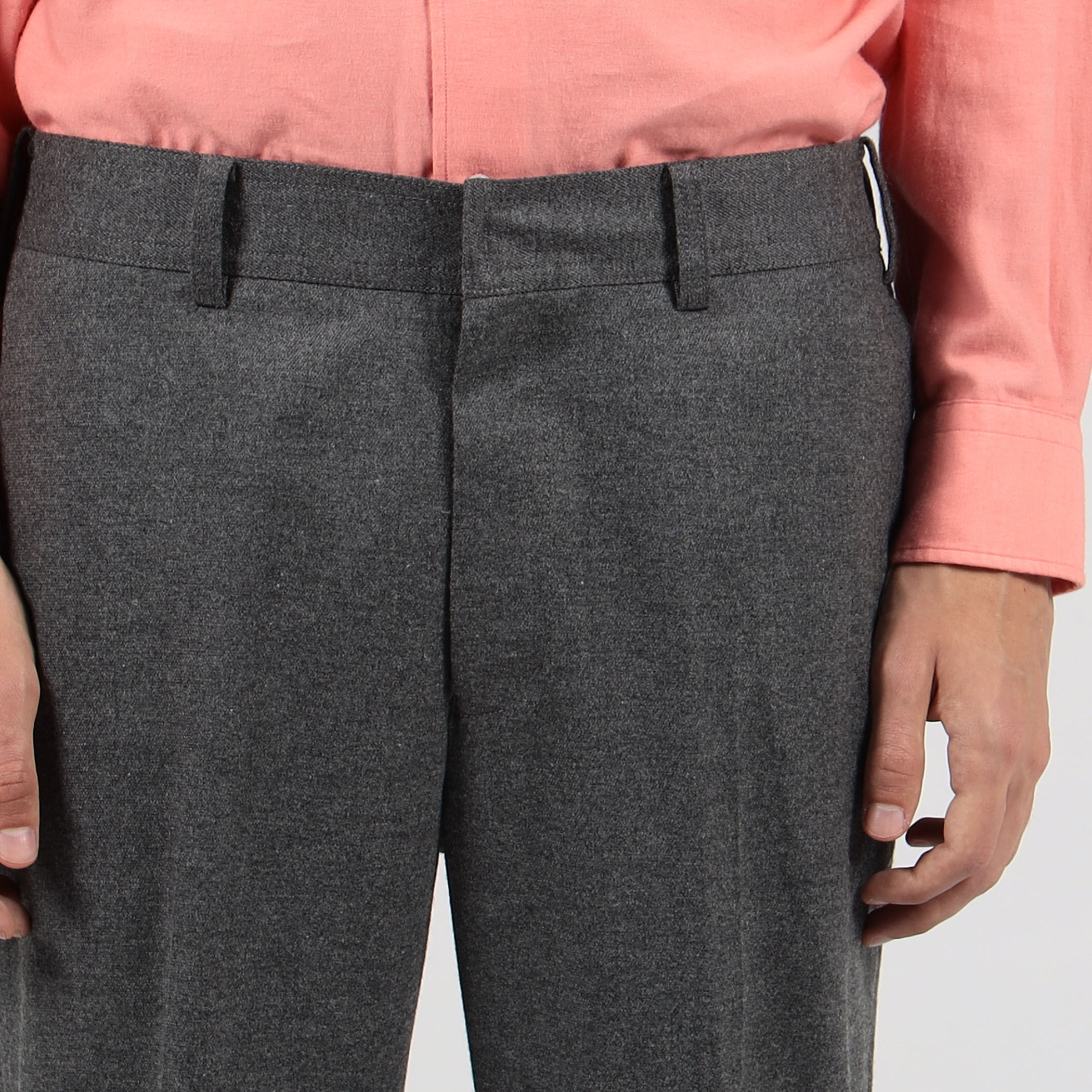 ストレッチフランネル スリムテーパードパンツ｜トゥモローランド 公式通販