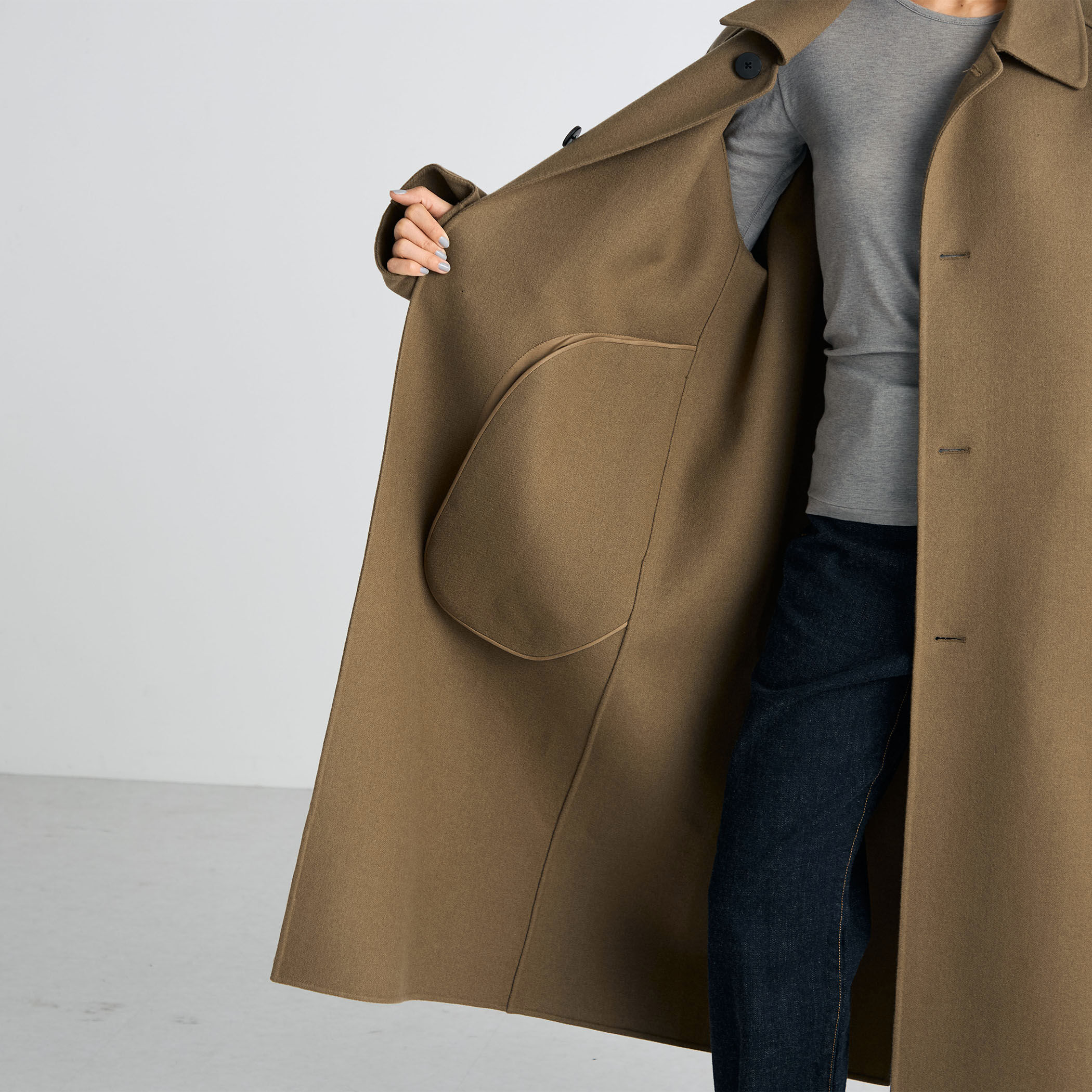 未使用級美品✨　トゥモローランド　ピルグリム　ピーコート　ダブル　44 キャメル 美品】トゥモローランド ピルグリム ピーコート カシミヤ30% 美