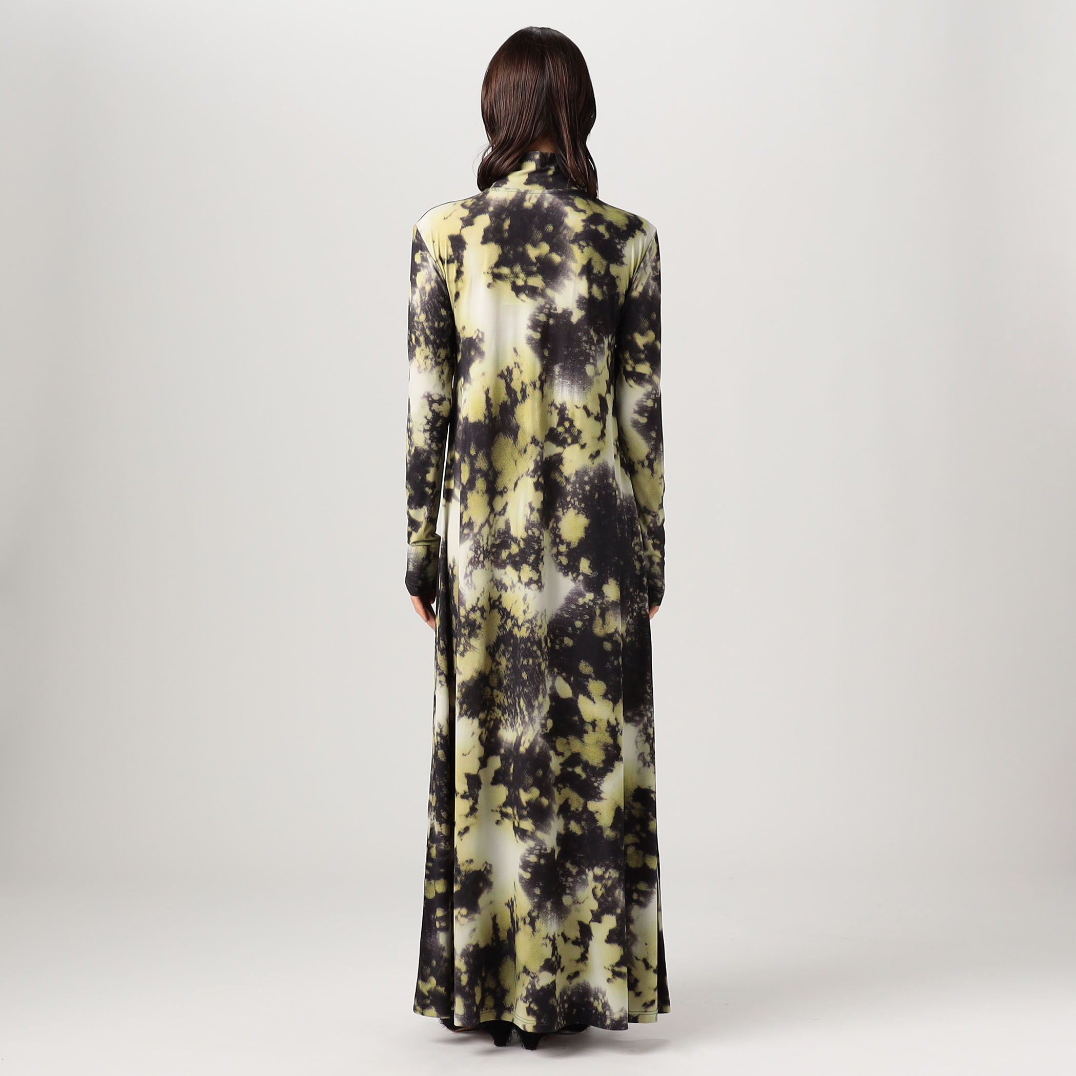 洋書 WALK IN SPLENDOR: Ceremonial Dress 洋書 WALK IN SPLENDOR: Ceremonial Dress Amazon | Walk in Splendor