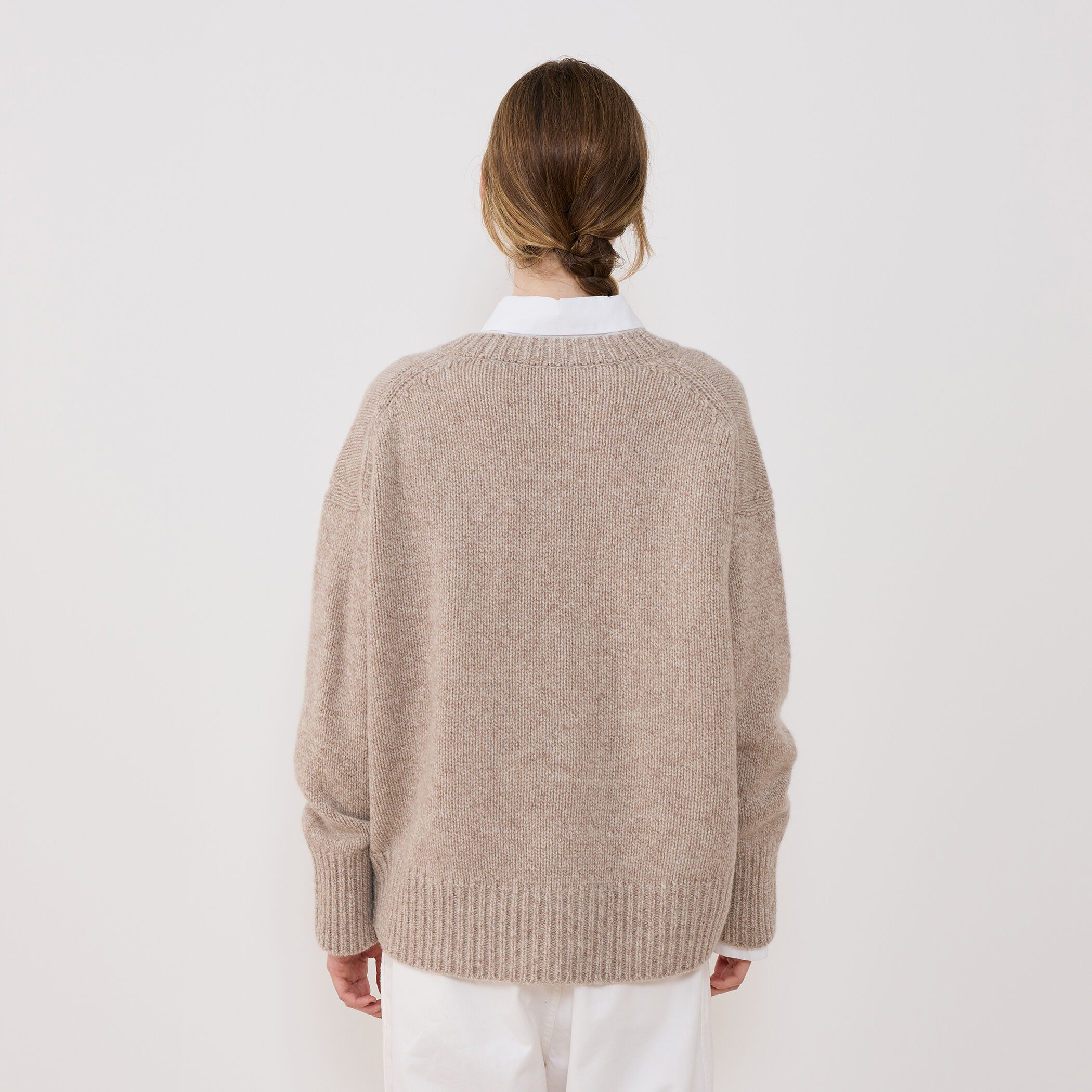 ファインウール Vネックプルオーバー｜トゥモローランド 公式通販