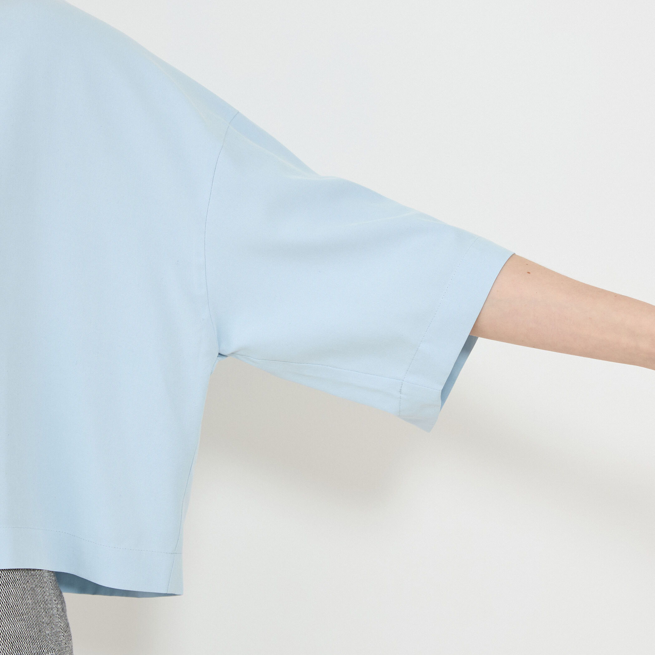 □シルクサンドウォッシュ ワイドプルオーバー｜トゥモローランド 公式通販