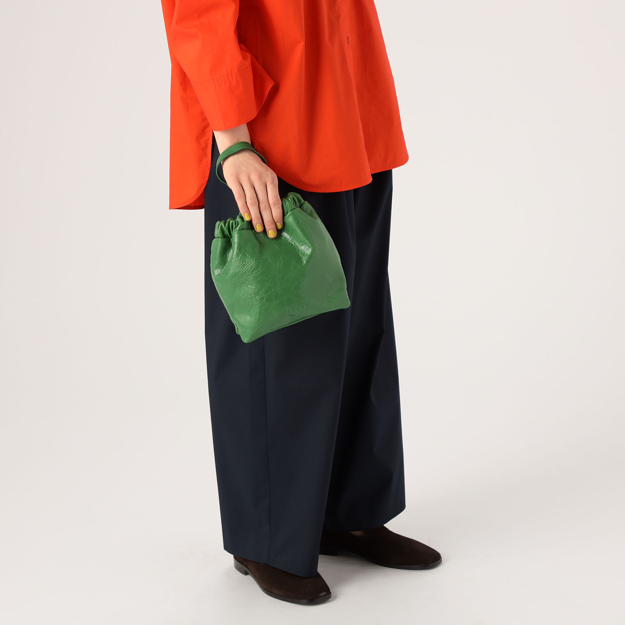 CABaN by Patricia Urquiola スモールレザーポシェット CABaN by Patricia Urquiola スモールレザーポシェット