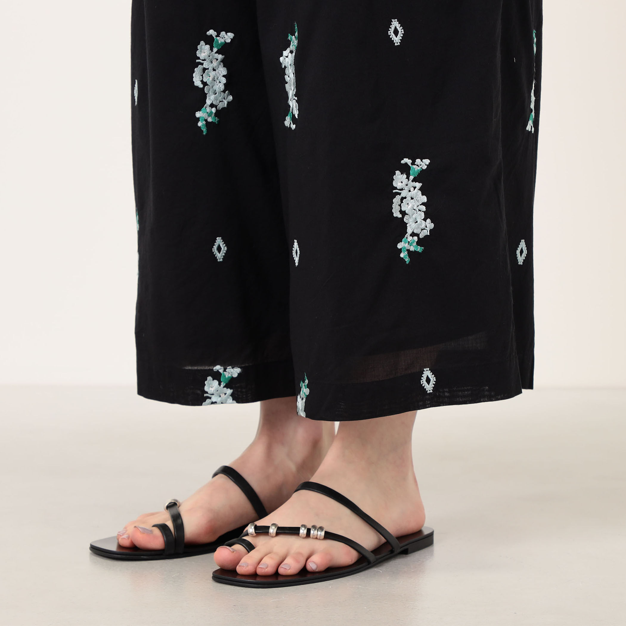 ne Quittez pas Cotton Voile Jasmin パンツ｜トゥモローランド 公式サイト