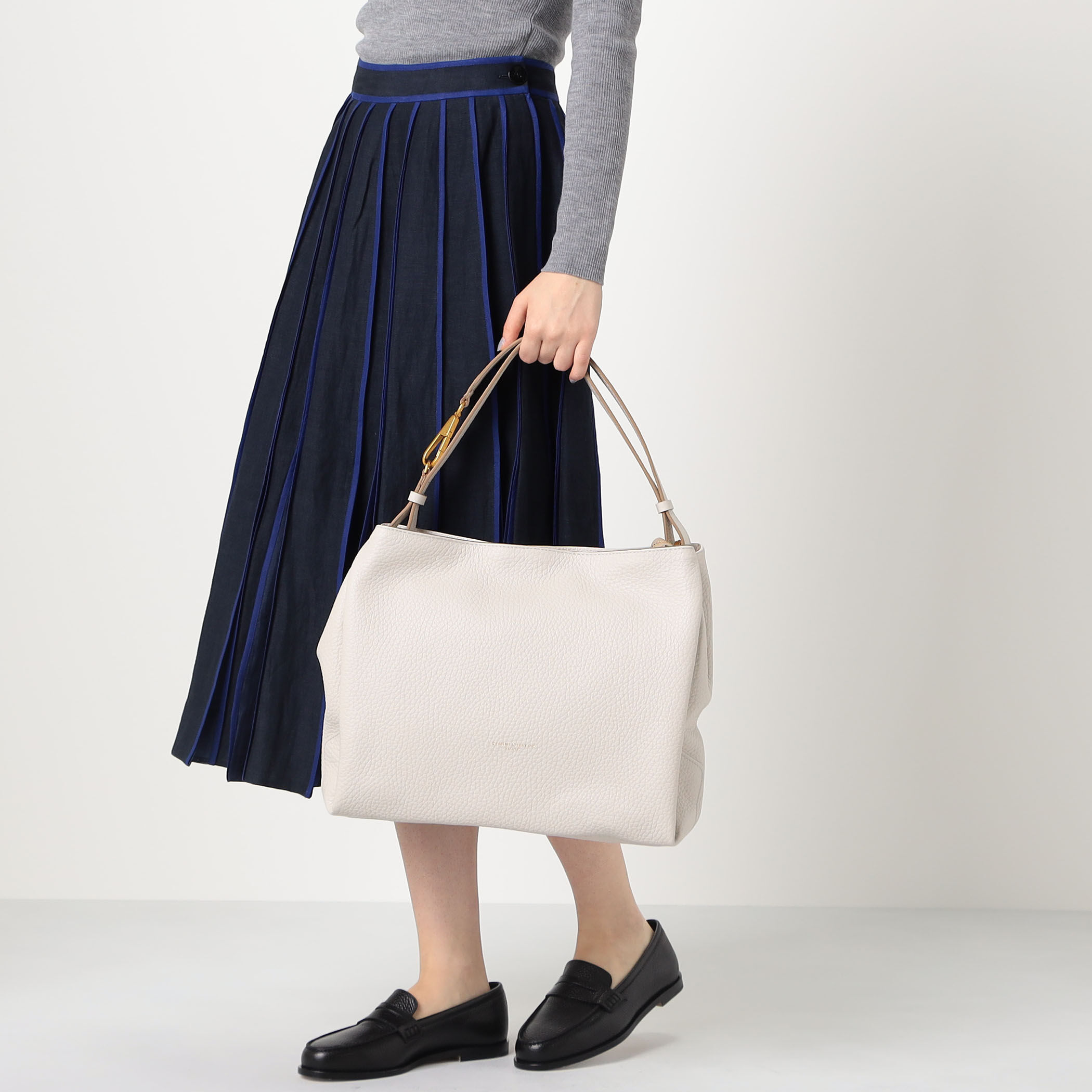 GIANNI CHIARINI CECILE ショルダーバッグ｜トゥモローランド 公式サイト