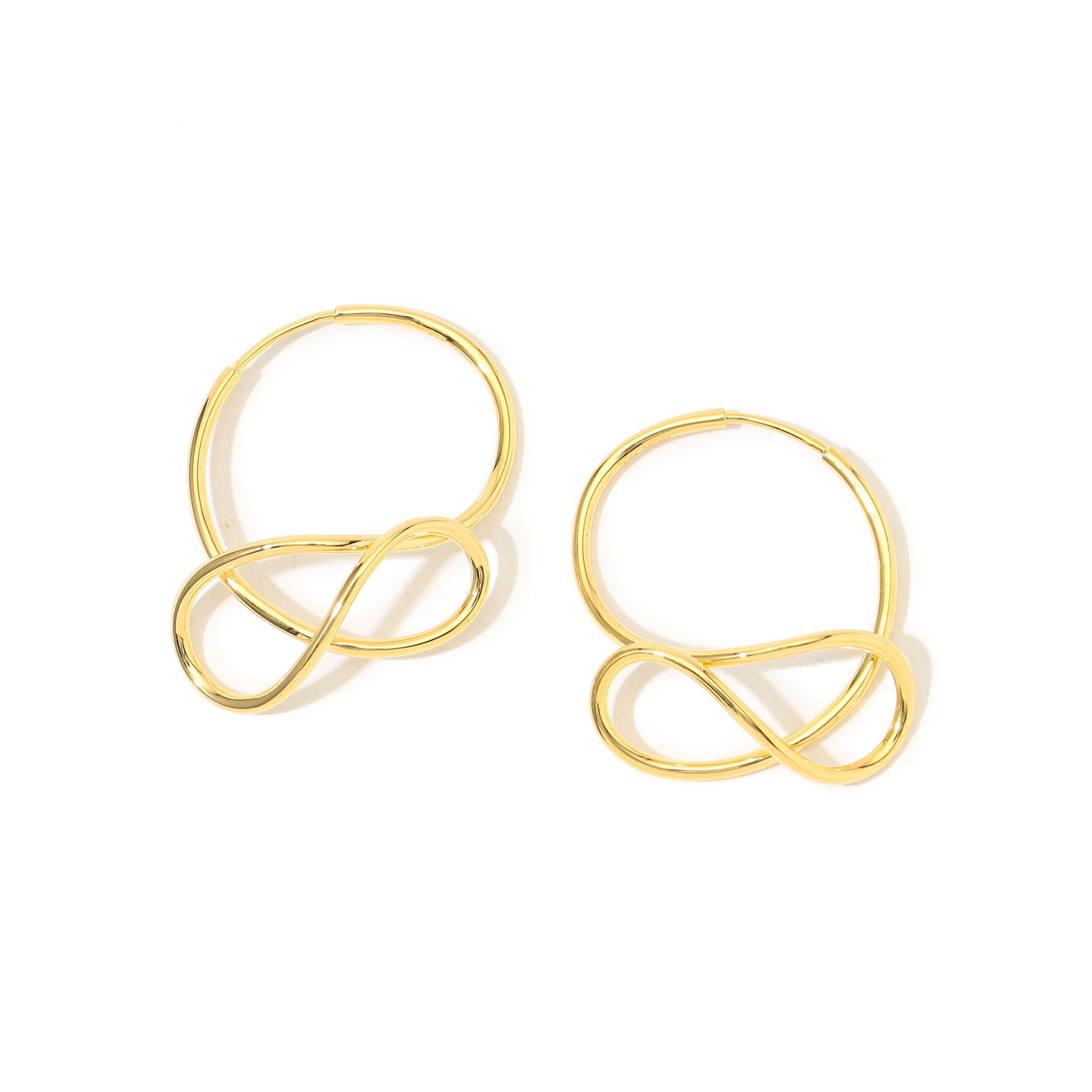 BAR Jewellery CIRRUS ピアス｜トゥモローランド 公式通販