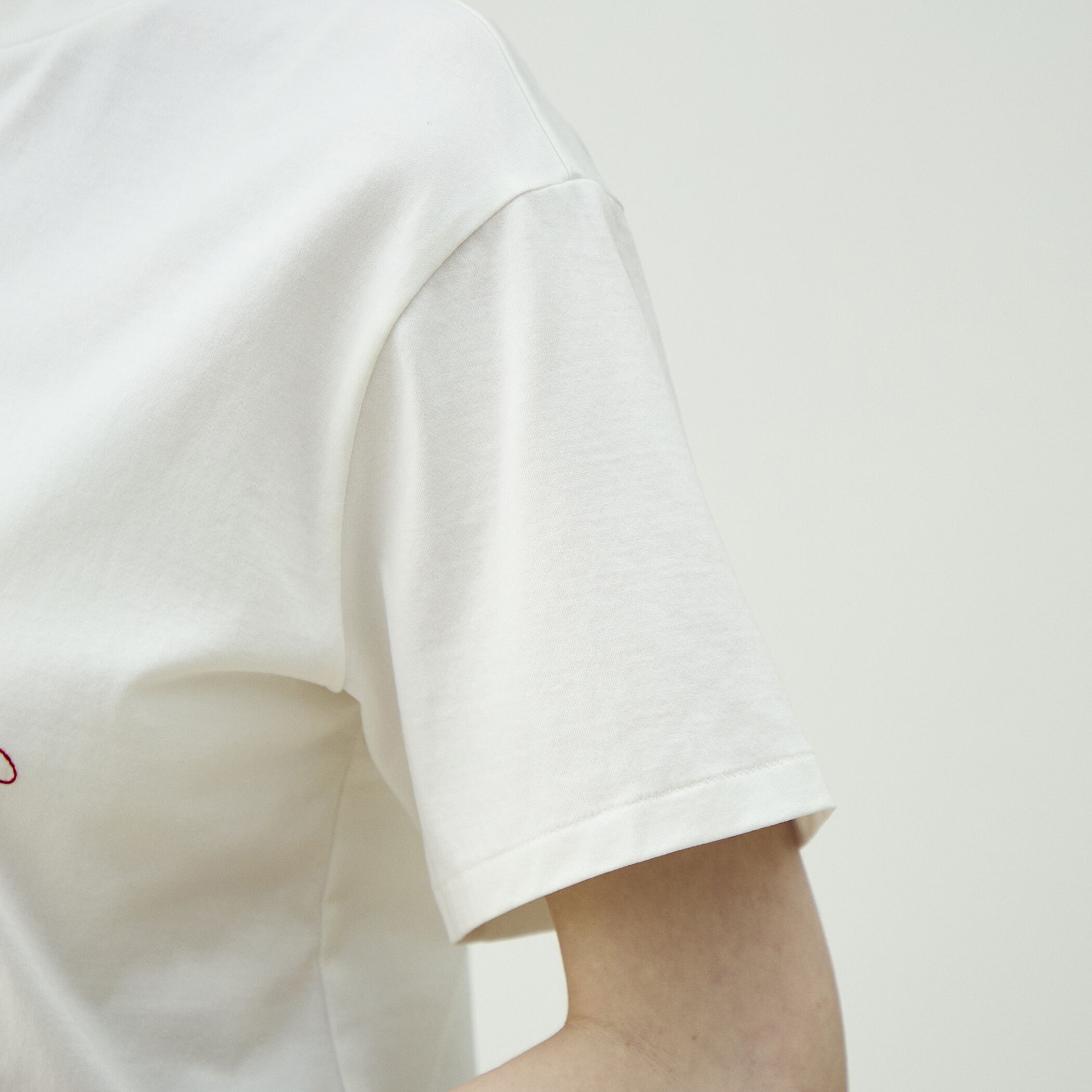 ボタニカルエンブロイダリー Tシャツ｜トゥモローランド 公式サイト