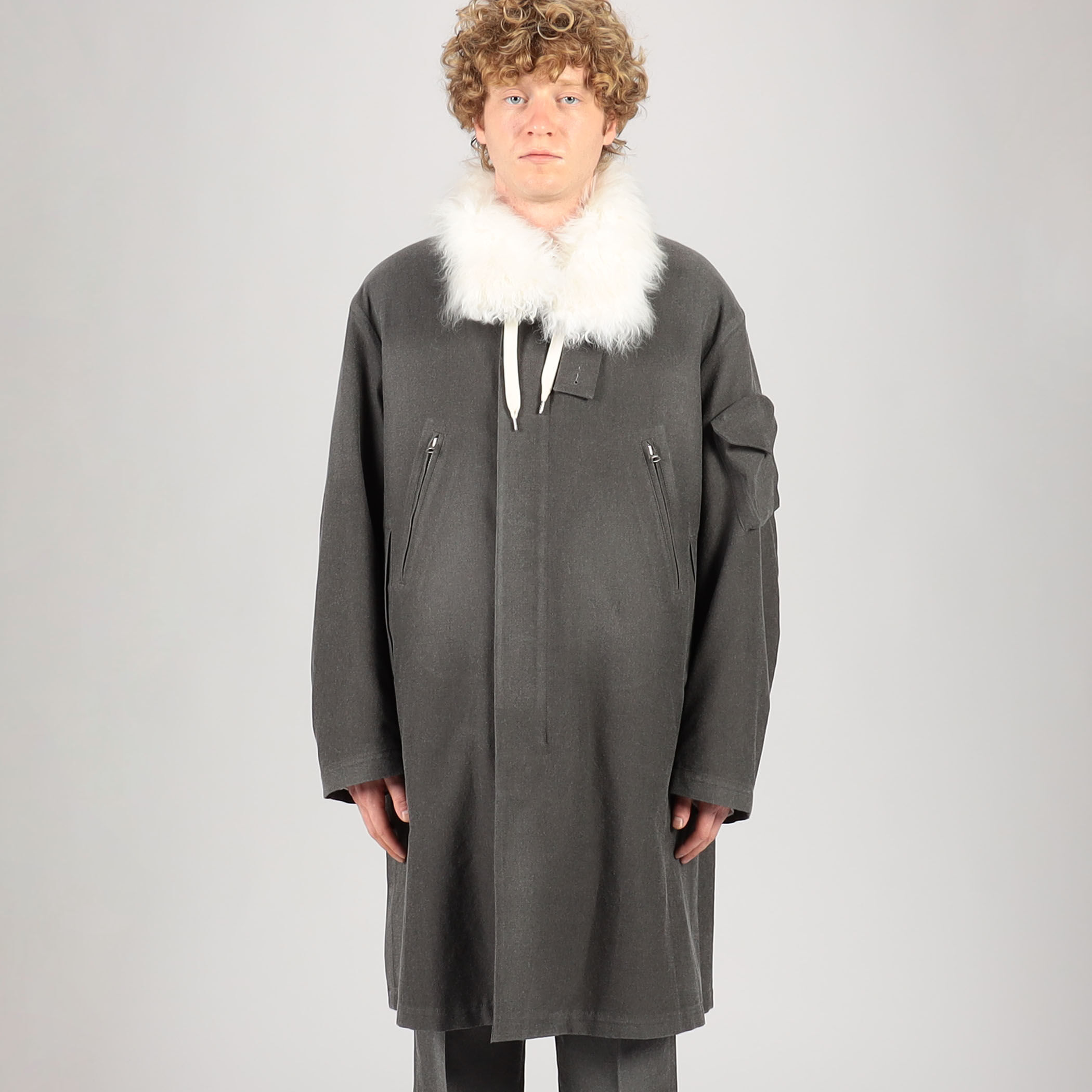 kiminori morishita Hand-shaving stand collar coat