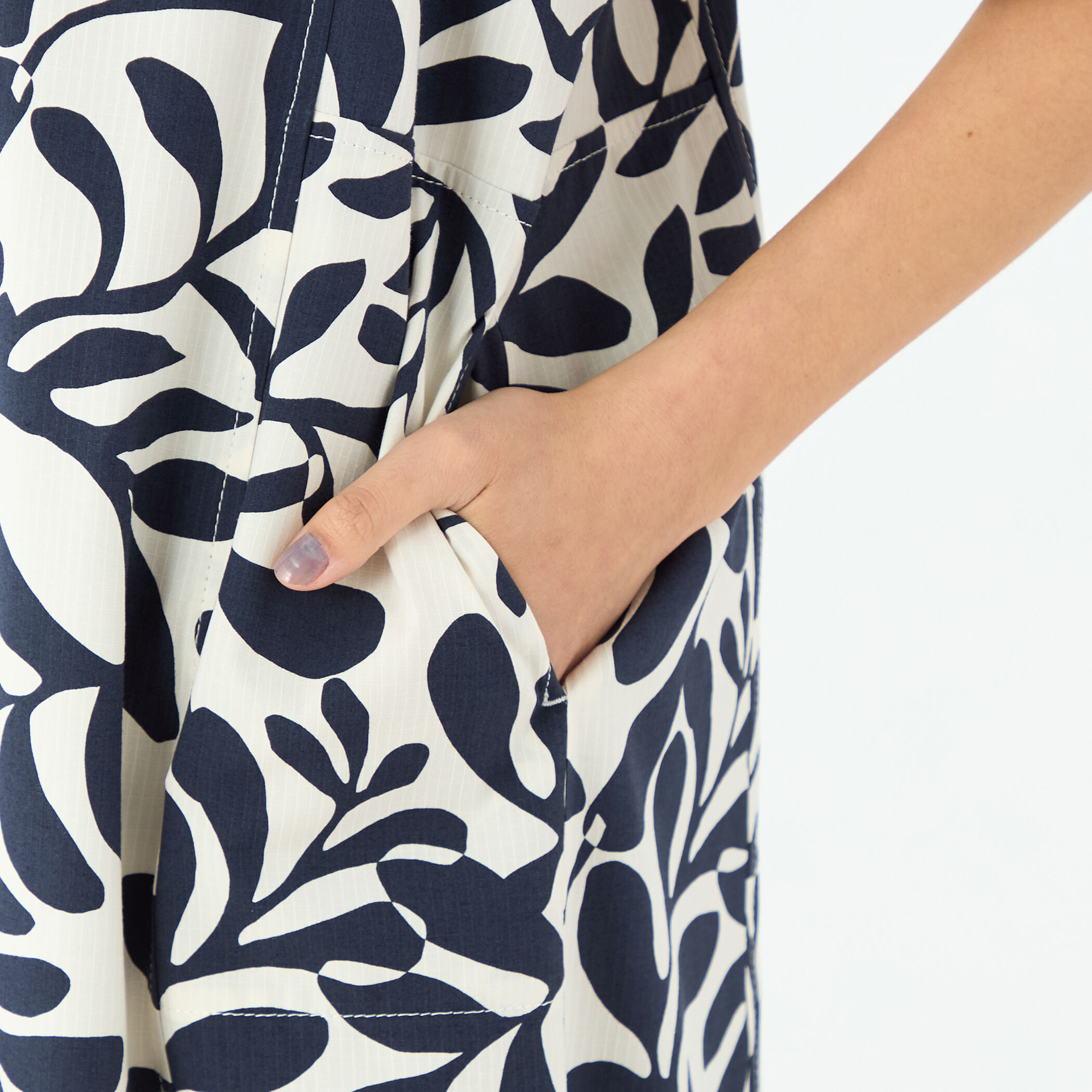 ボタニカルプリント シャツワンピース｜トゥモローランド 公式通販