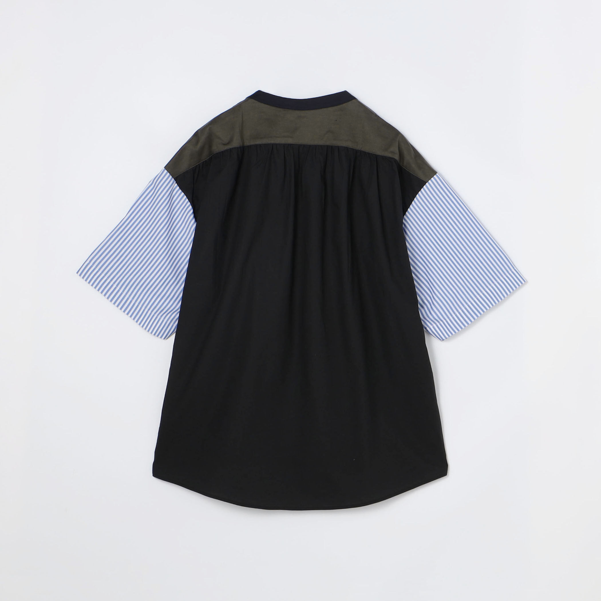 美品 トゥモローランド デプレ 日本製 比翼コットン ショート丈 長袖シャツ 黒 美品 トゥモローランド デプレ 日本製 比翼コットン ショート丈
