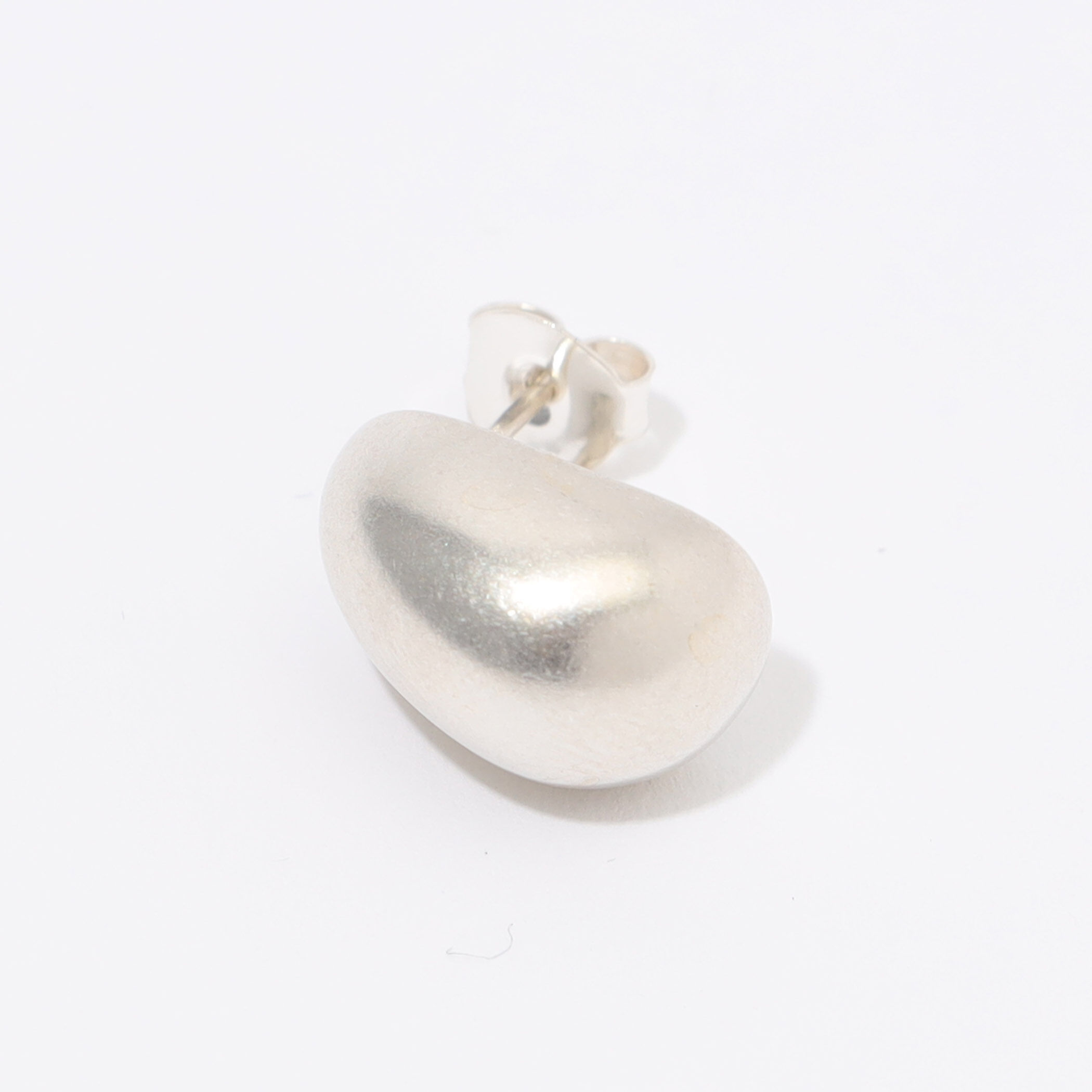 SAPIR BACHAR HALF MOON HUGGIES ピアス｜トゥモローランド 公式通販