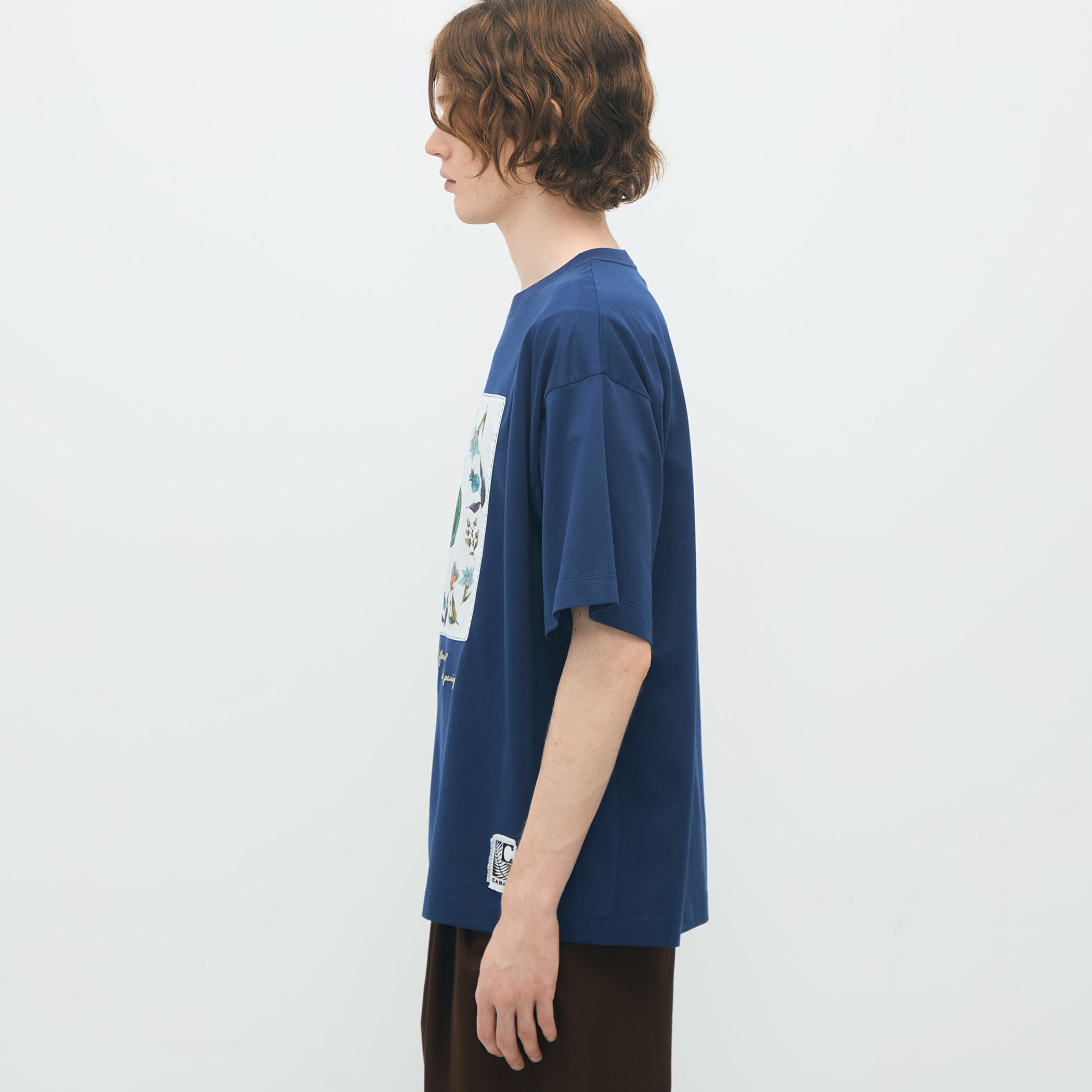 CABaN スビンコットン フラワーサークルプリントTシャツ
