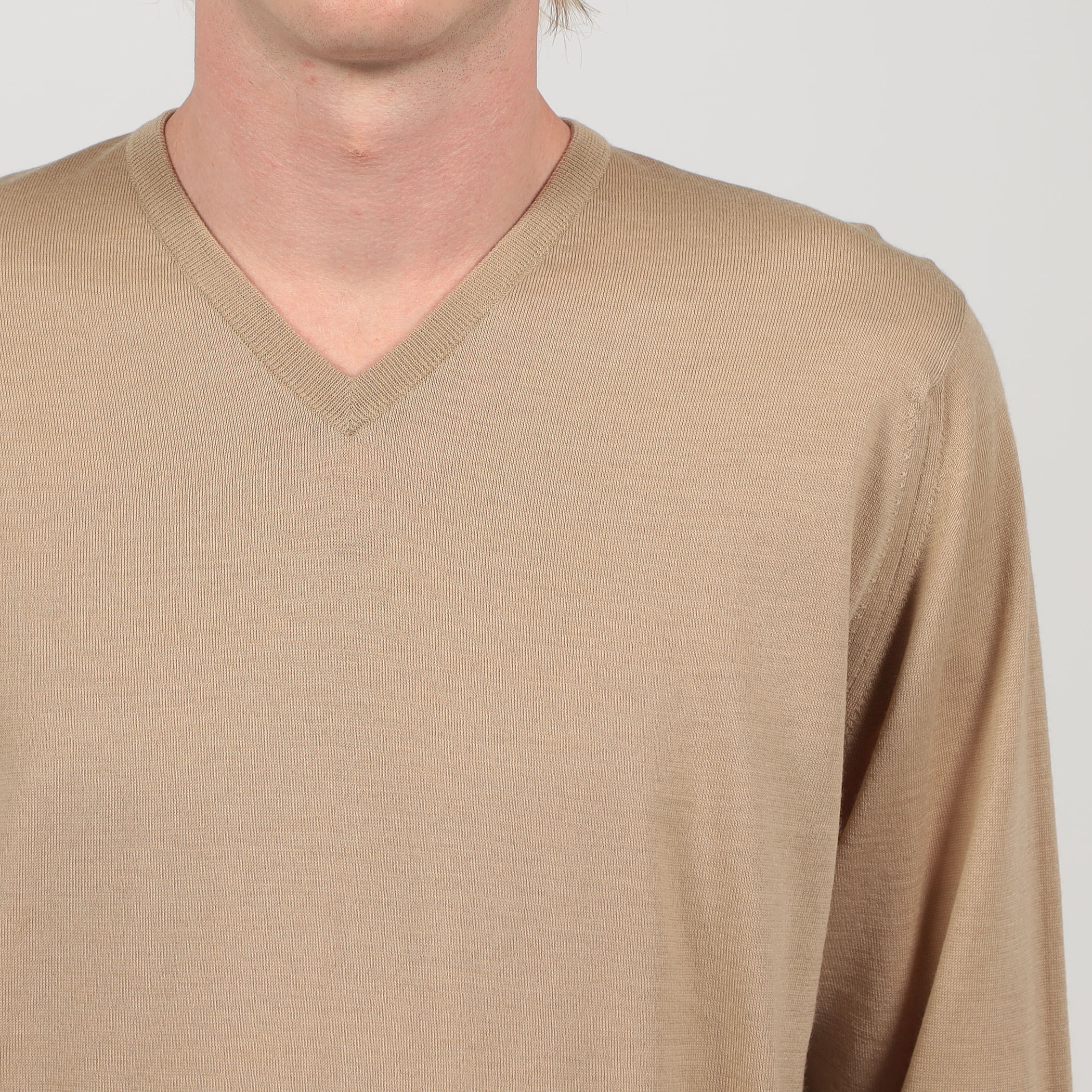 JOHN SMEDLEY PACKHAM メリノウール Vネックプルオーバーニット