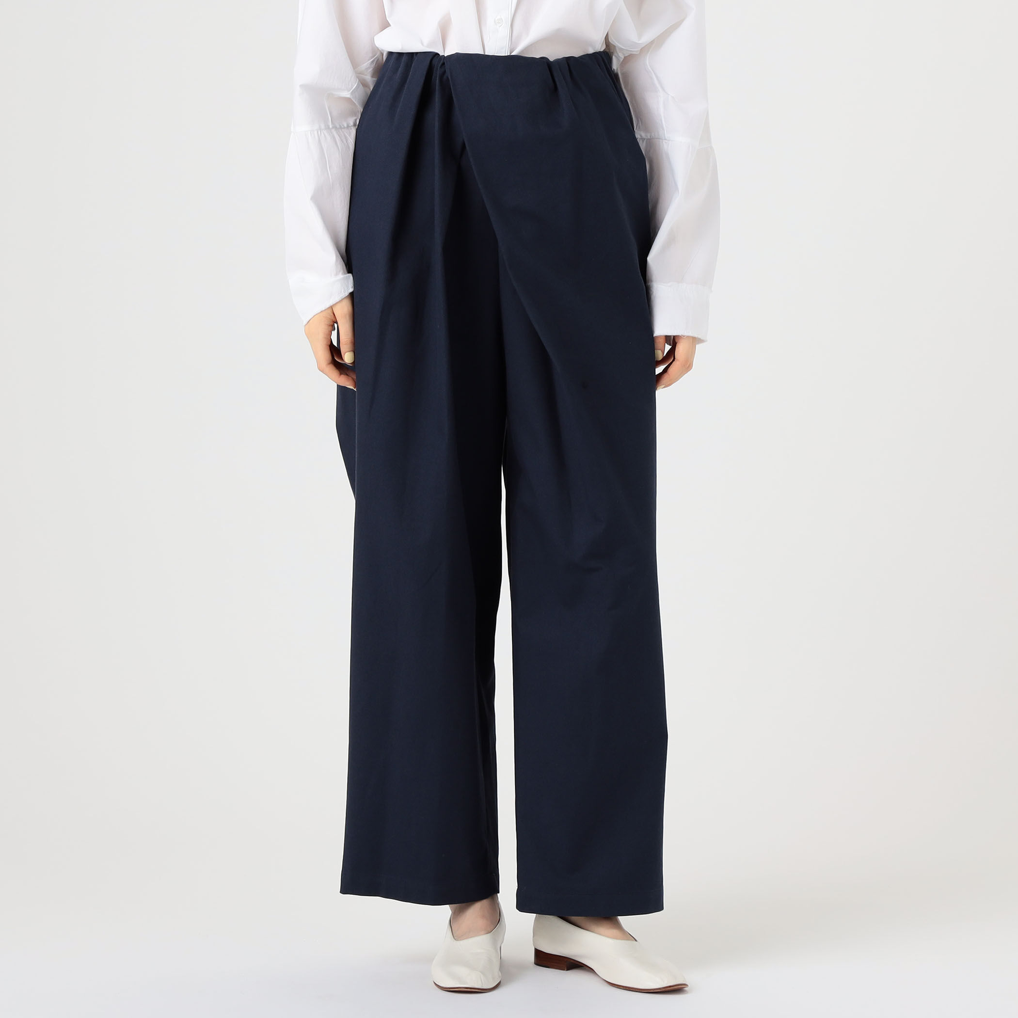 ノンマーセライズドコットン アシンメトリーパンツ｜トゥモローランド