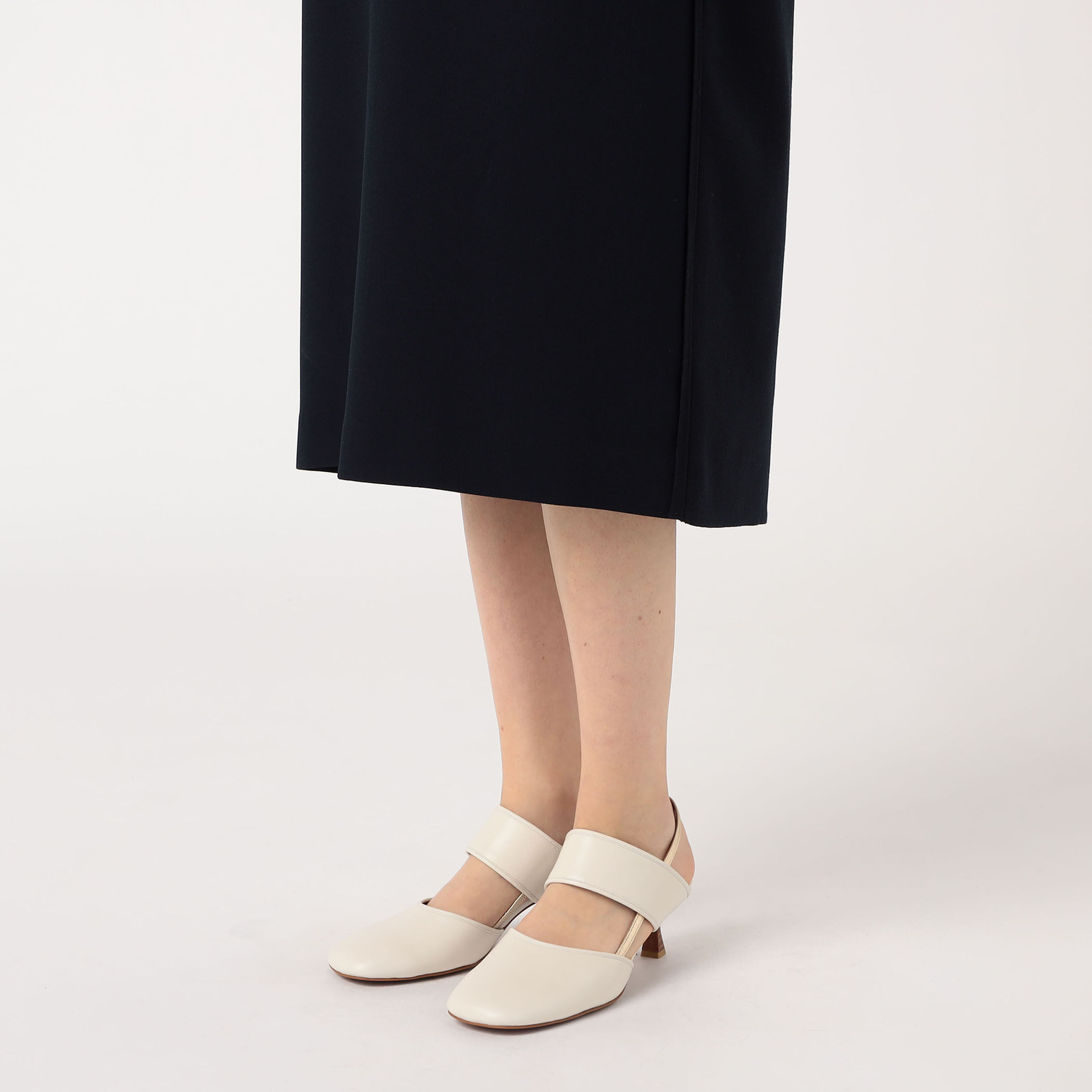 □ニットコンビダブルクロス パッチポケットワンピース