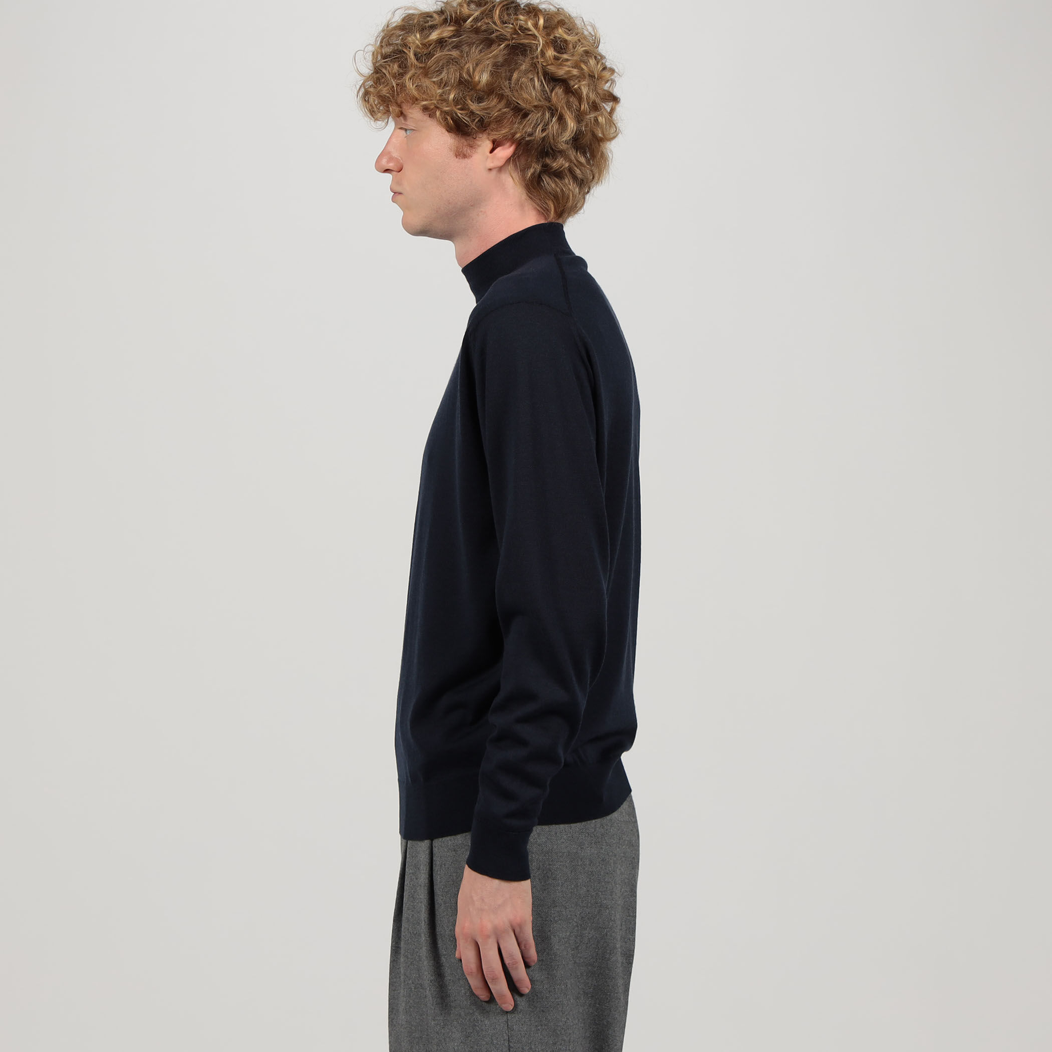 JOHN SMEDLEY KILDAY メリノウール モックネックプルオーバーニット