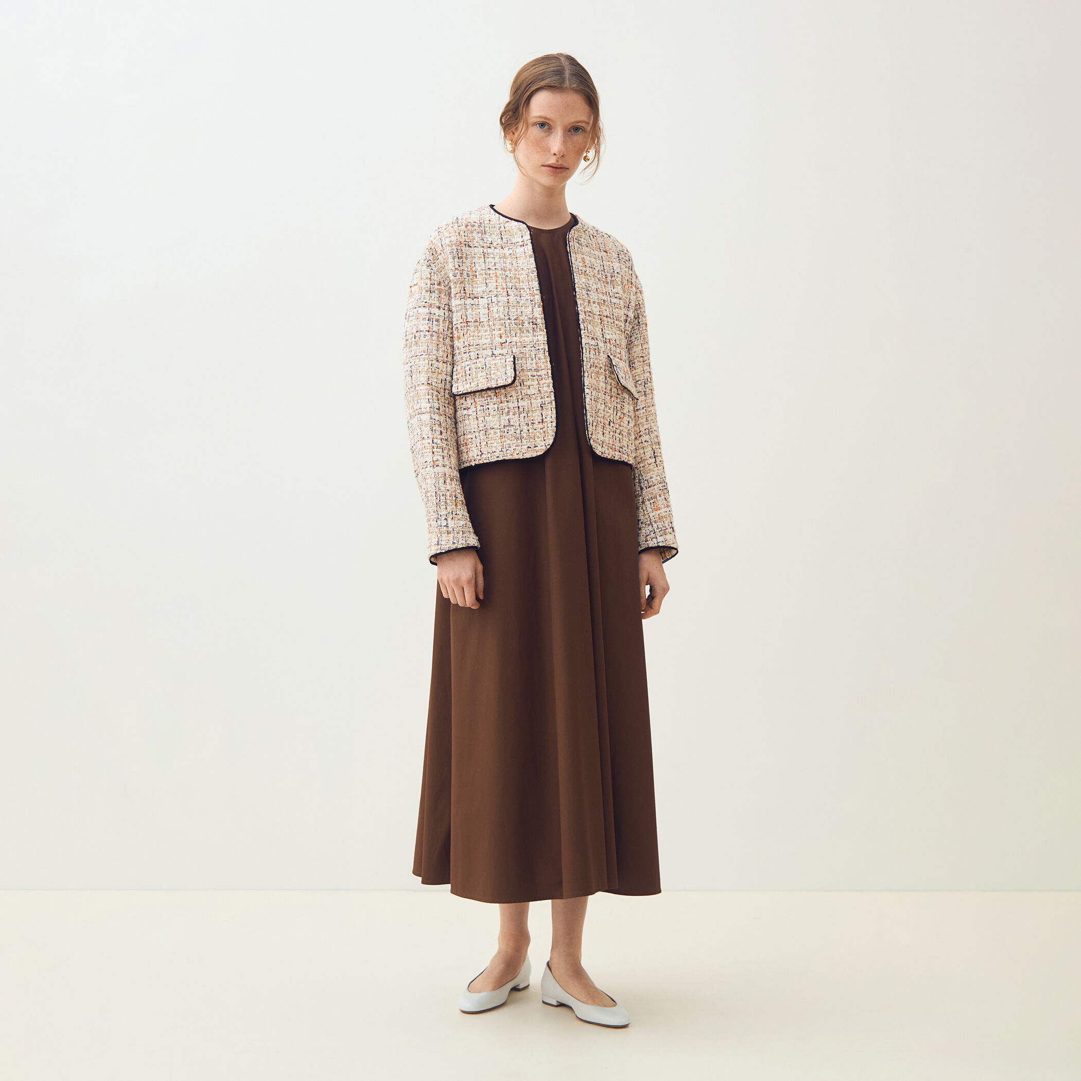 ホロウファンシーツイード ノーカラートリミングジャケット