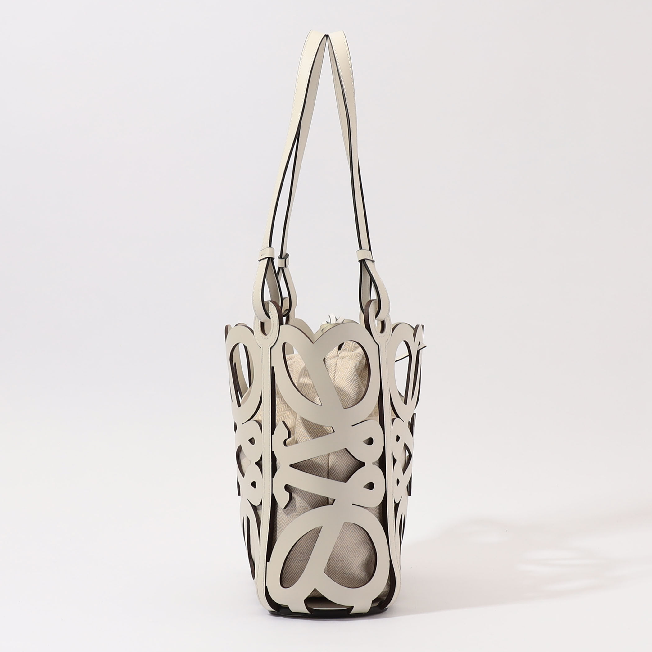 LOEWE アナグラムカットアウト|トゥモローランド 公式通販 LOEWE アナグラムカットアウト|トゥモローランド 公式通販