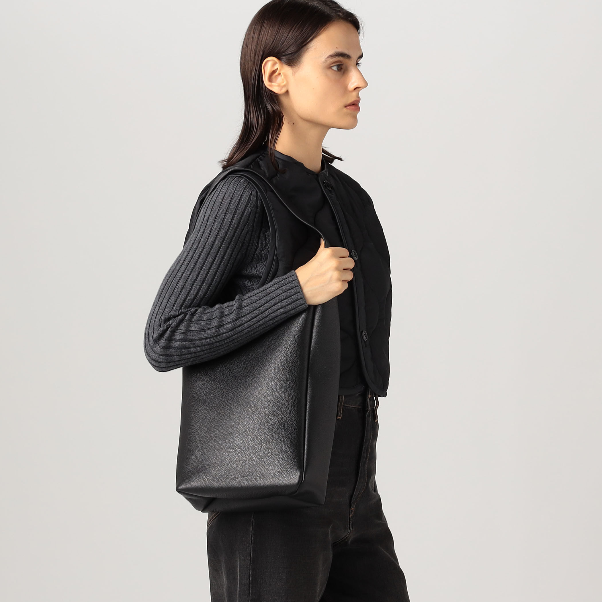 Aeta SHOULDER：S｜トゥモローランド 公式サイト