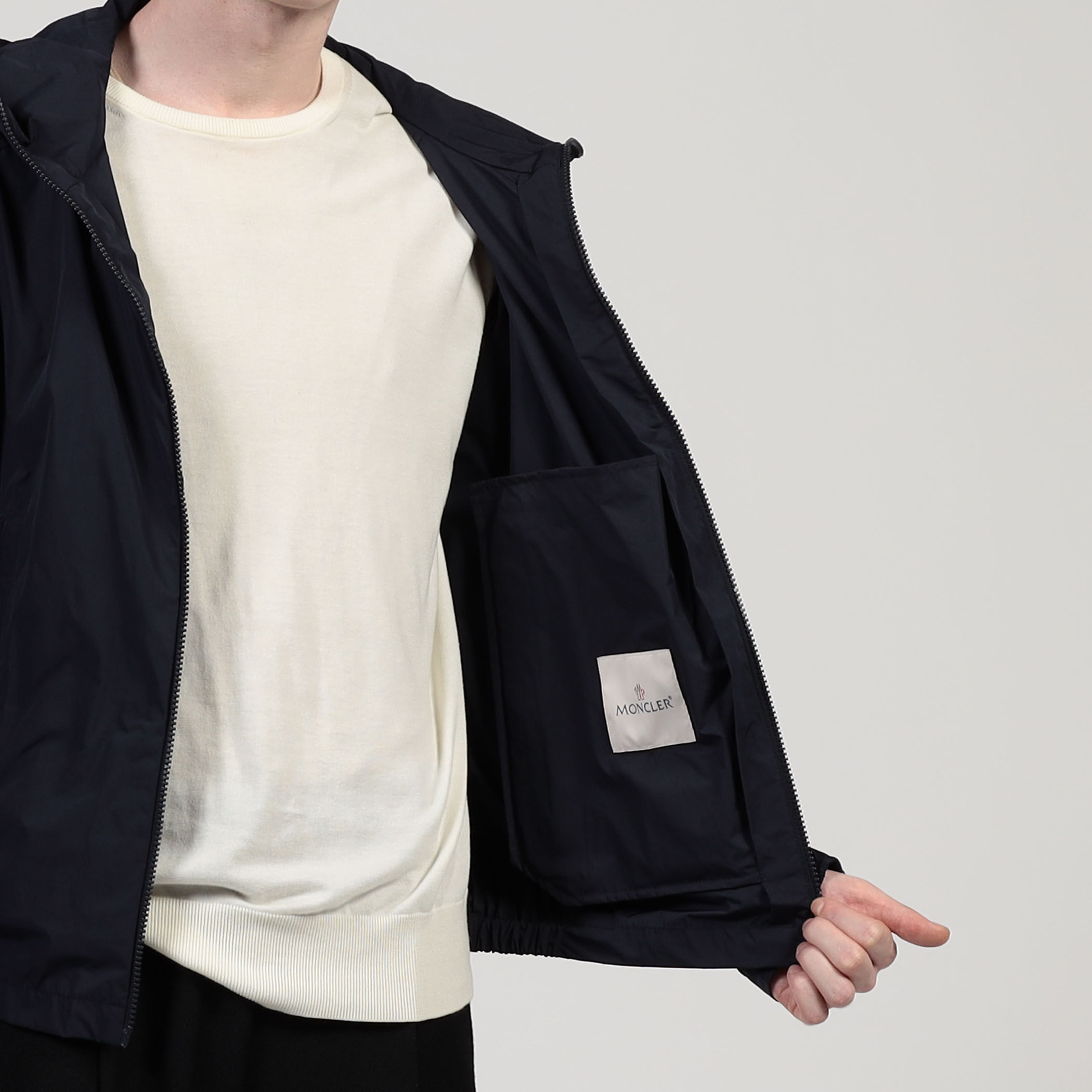 MONCLER CLAUT JACKET フーデッドブルゾン｜トゥモローランド