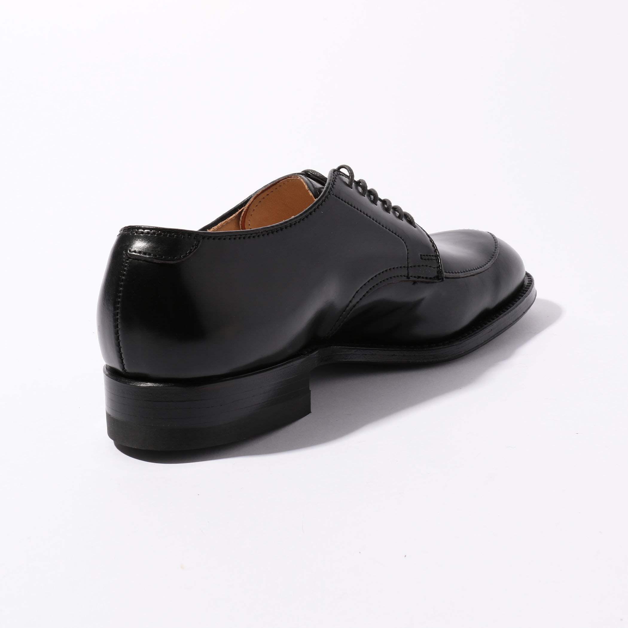 ALDEN コードヴァン Vチップ レザーシューズ｜トゥモローランド 公式通販