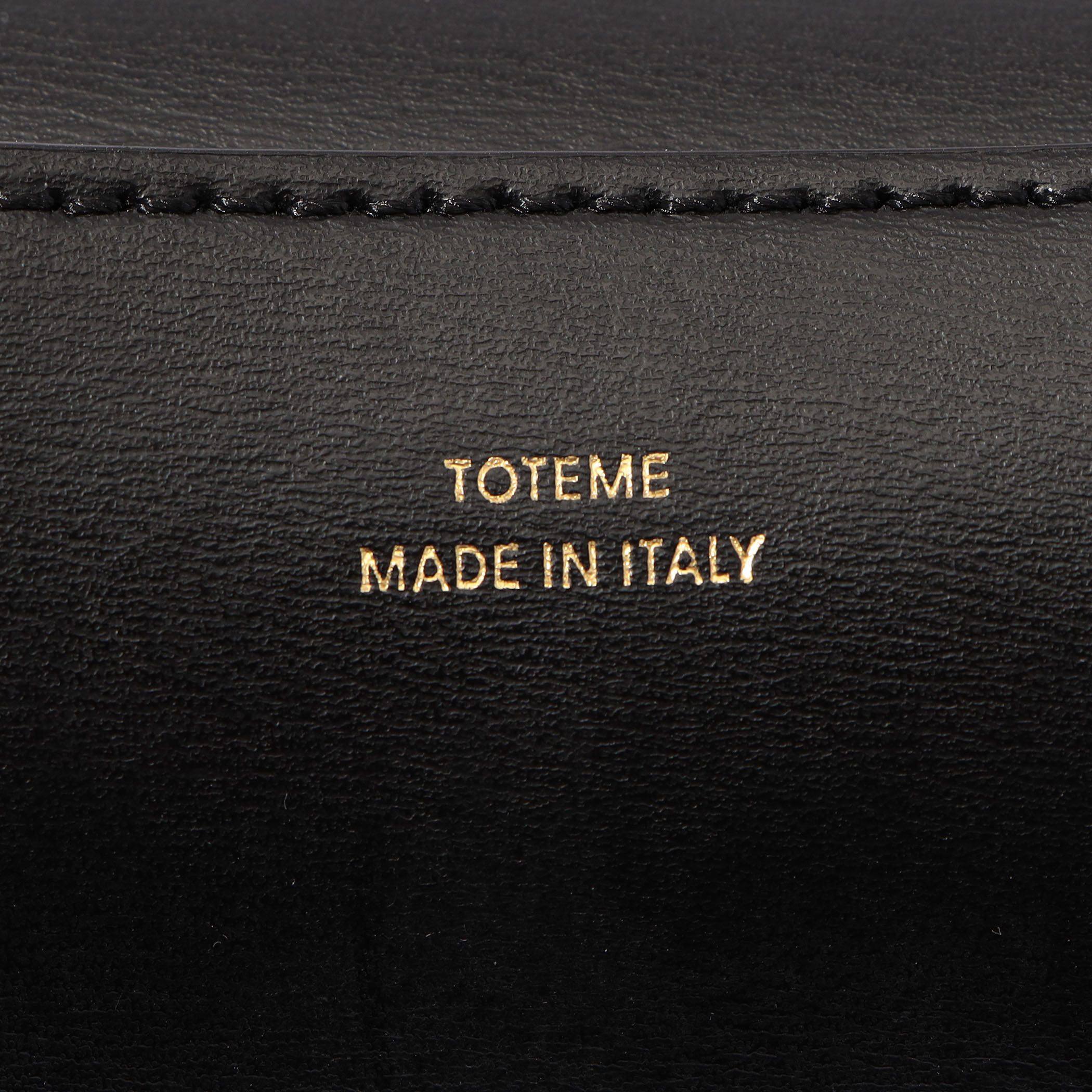TOTEME T-lock Clutch バッグ｜トゥモローランド 公式サイト