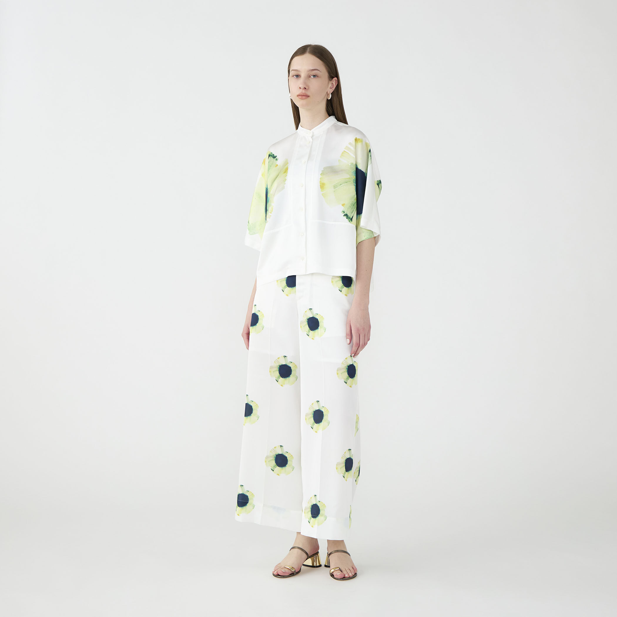 別注】TELMA Printed フラワー パンツ｜トゥモローランド 公式サイト